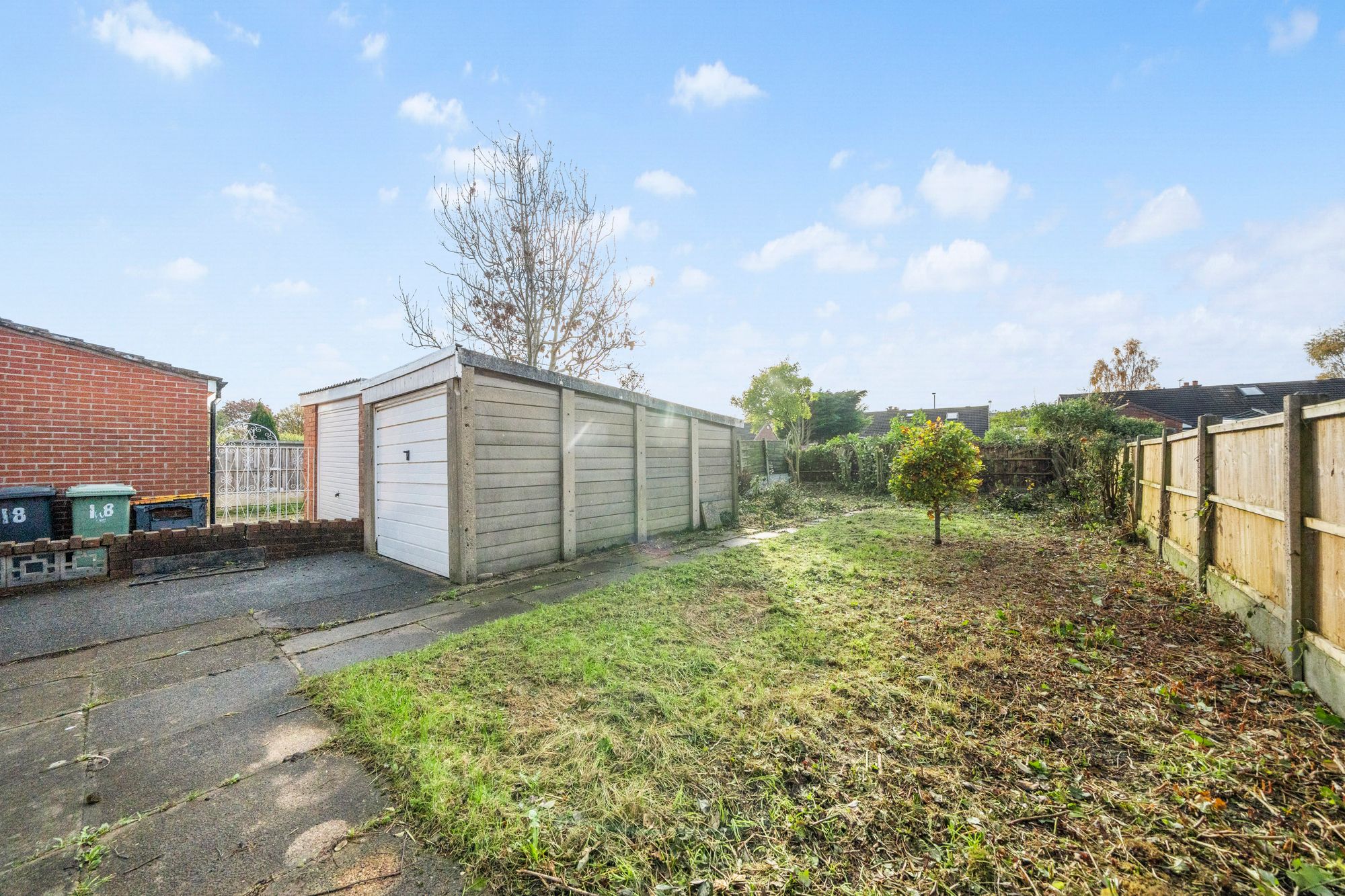 Milldale Road, Leigh