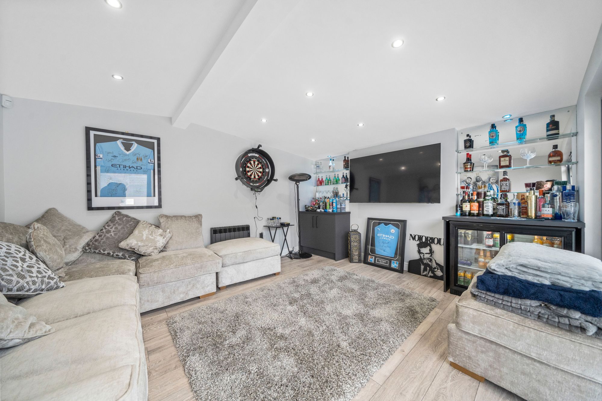 Holdenbrook Close, Leigh, WN7