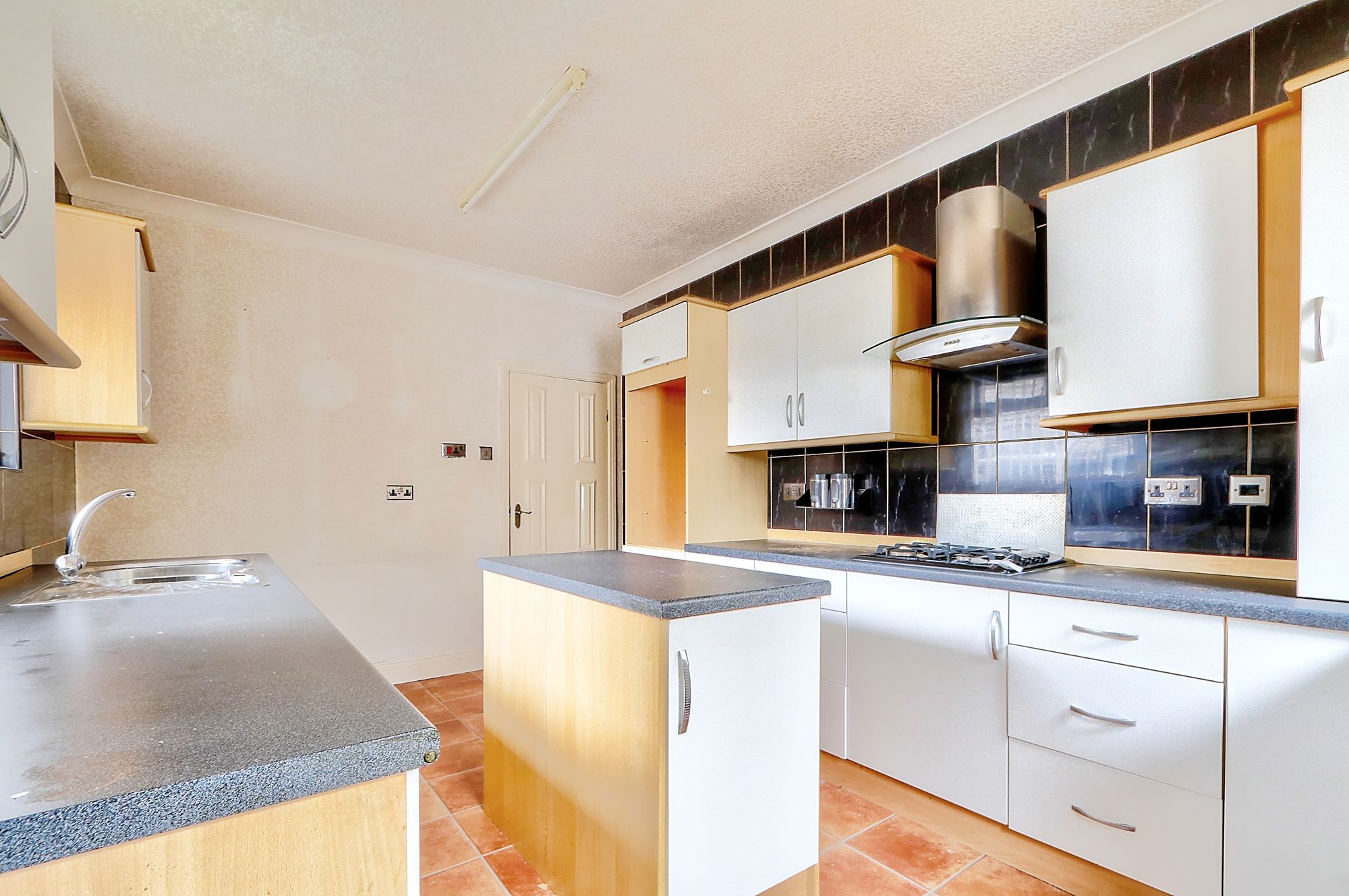 _MG_3060_1_2_Enhancer