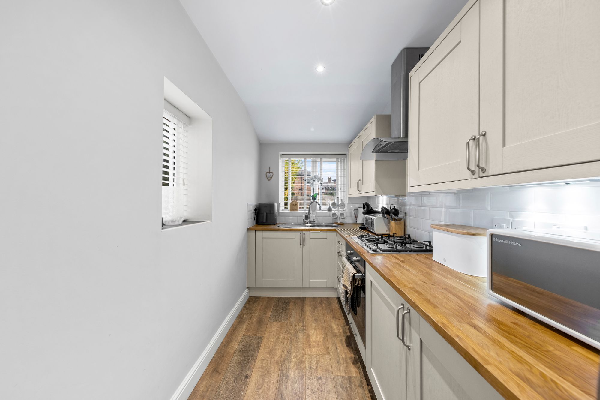 Jackson Avenue, Warrington