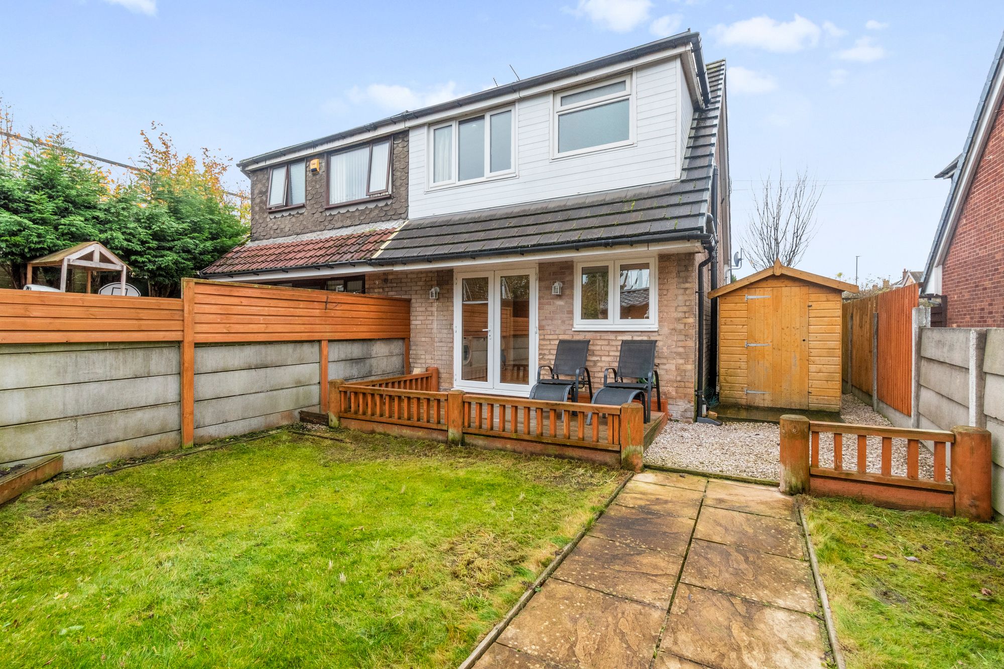 Clock Face Road, St. Helens