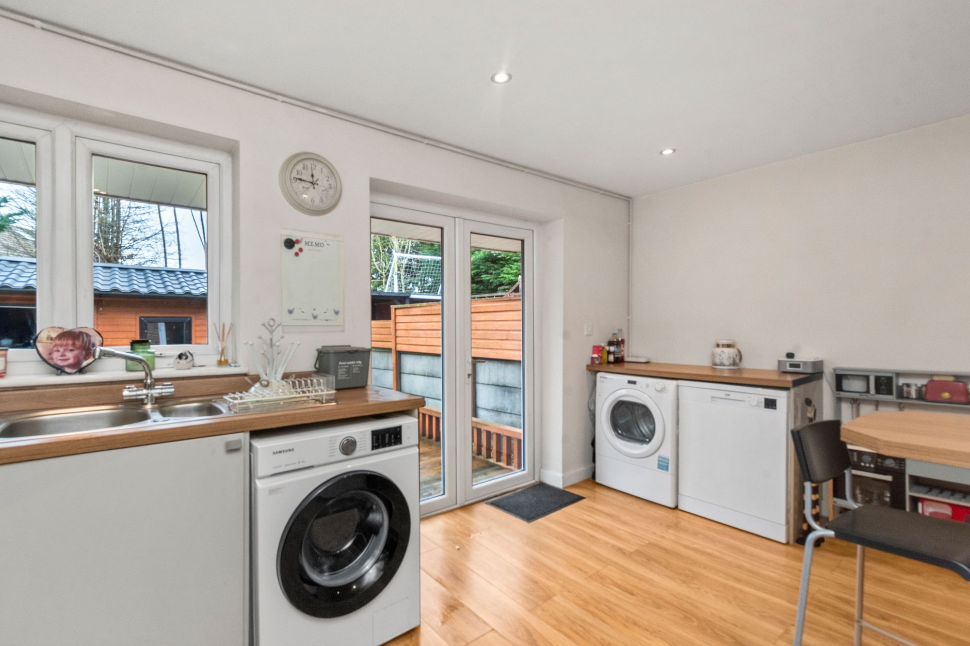 Clock Face Road, St. Helens