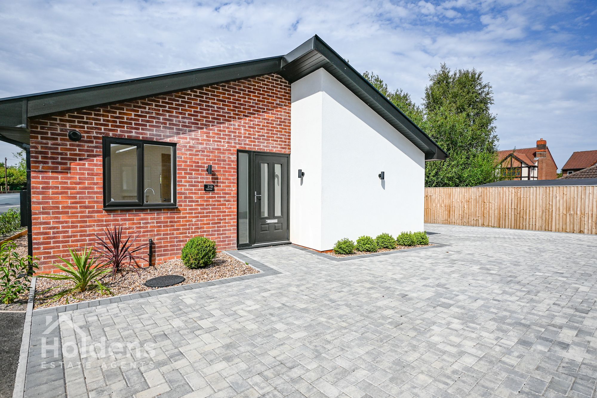 Leyland Road, Penwortham, PR1