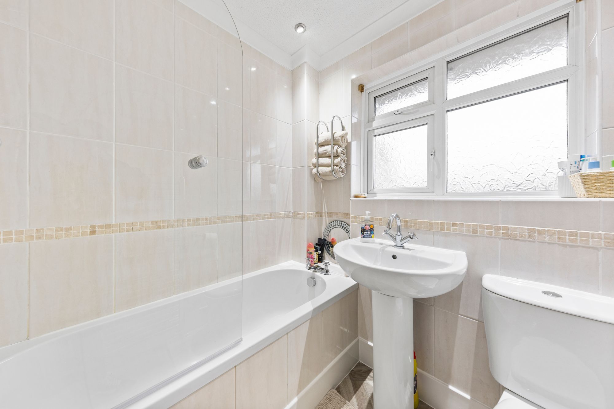 Montrose Close, Fearnhead, WA2