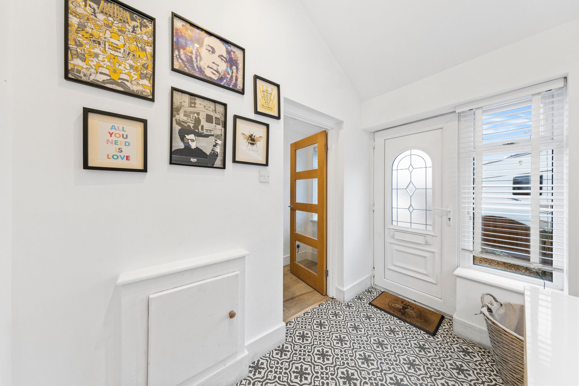 Montrose Close, Fearnhead, WA2