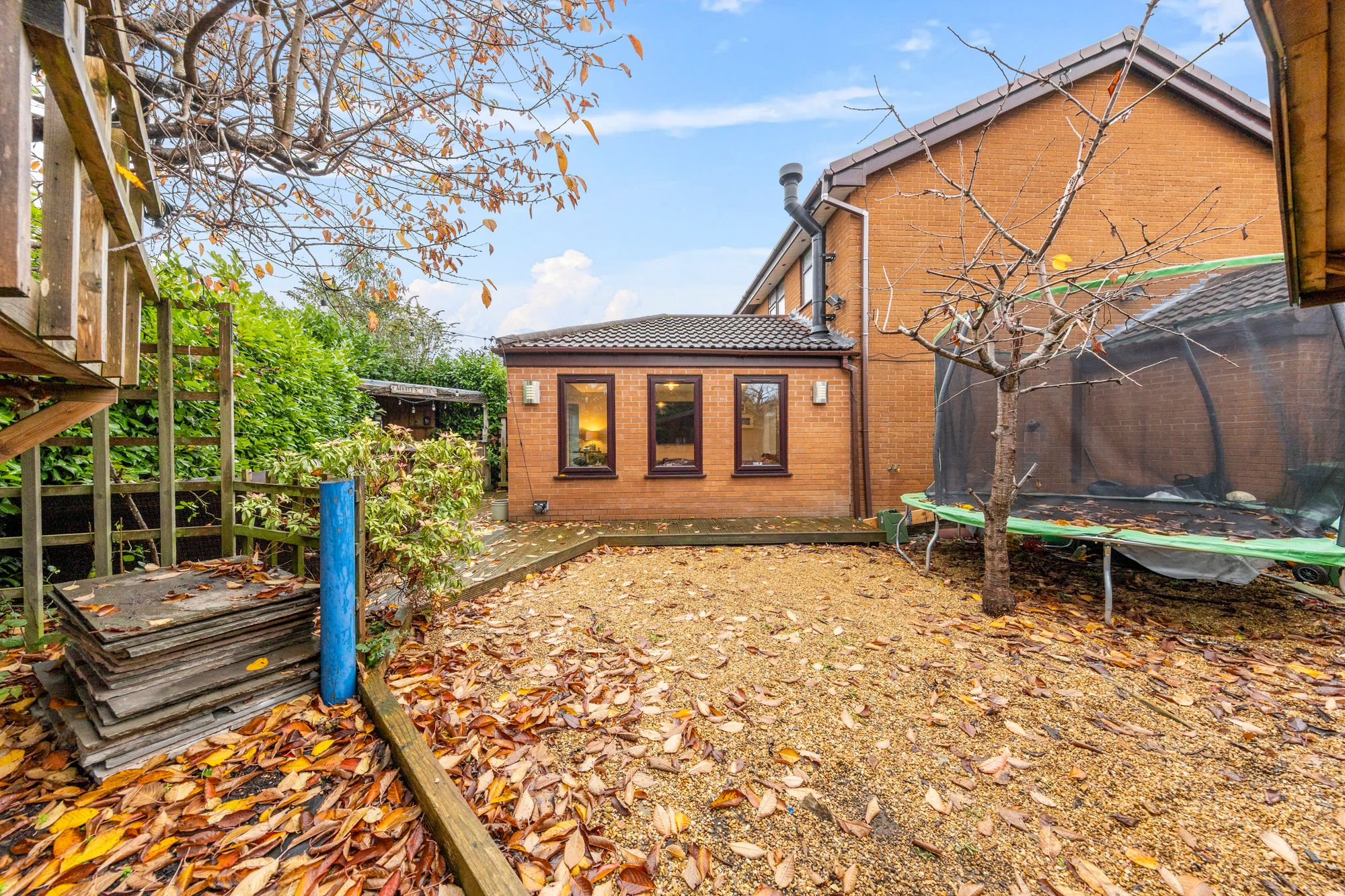 Montrose Close, Fearnhead, WA2