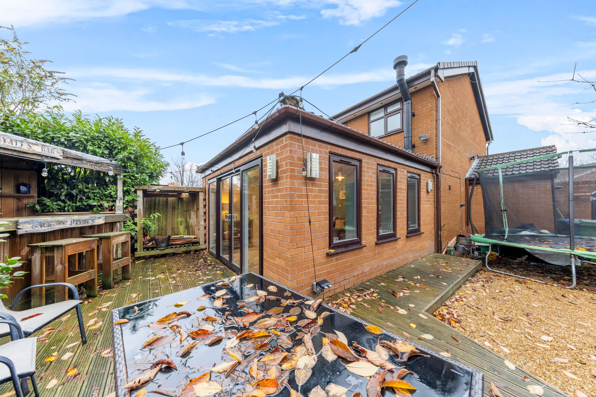 Montrose Close, Fearnhead, WA2