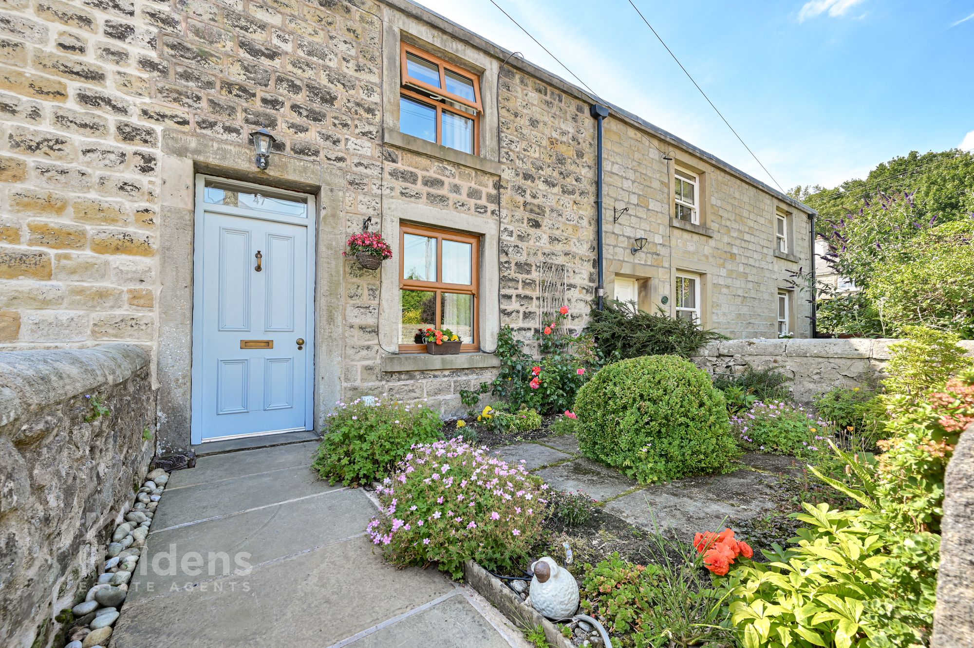 Avenue Road, Hurst Green, BB7