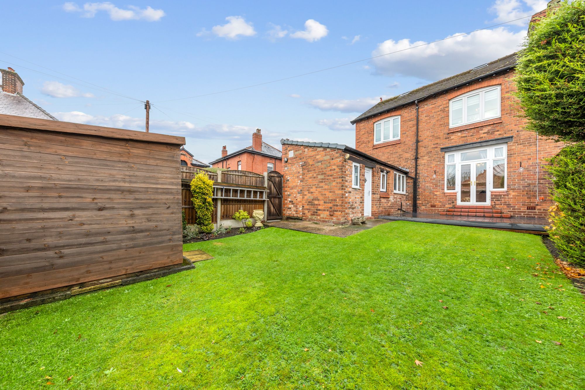 Liverpool Road, Great Sankey, WA5