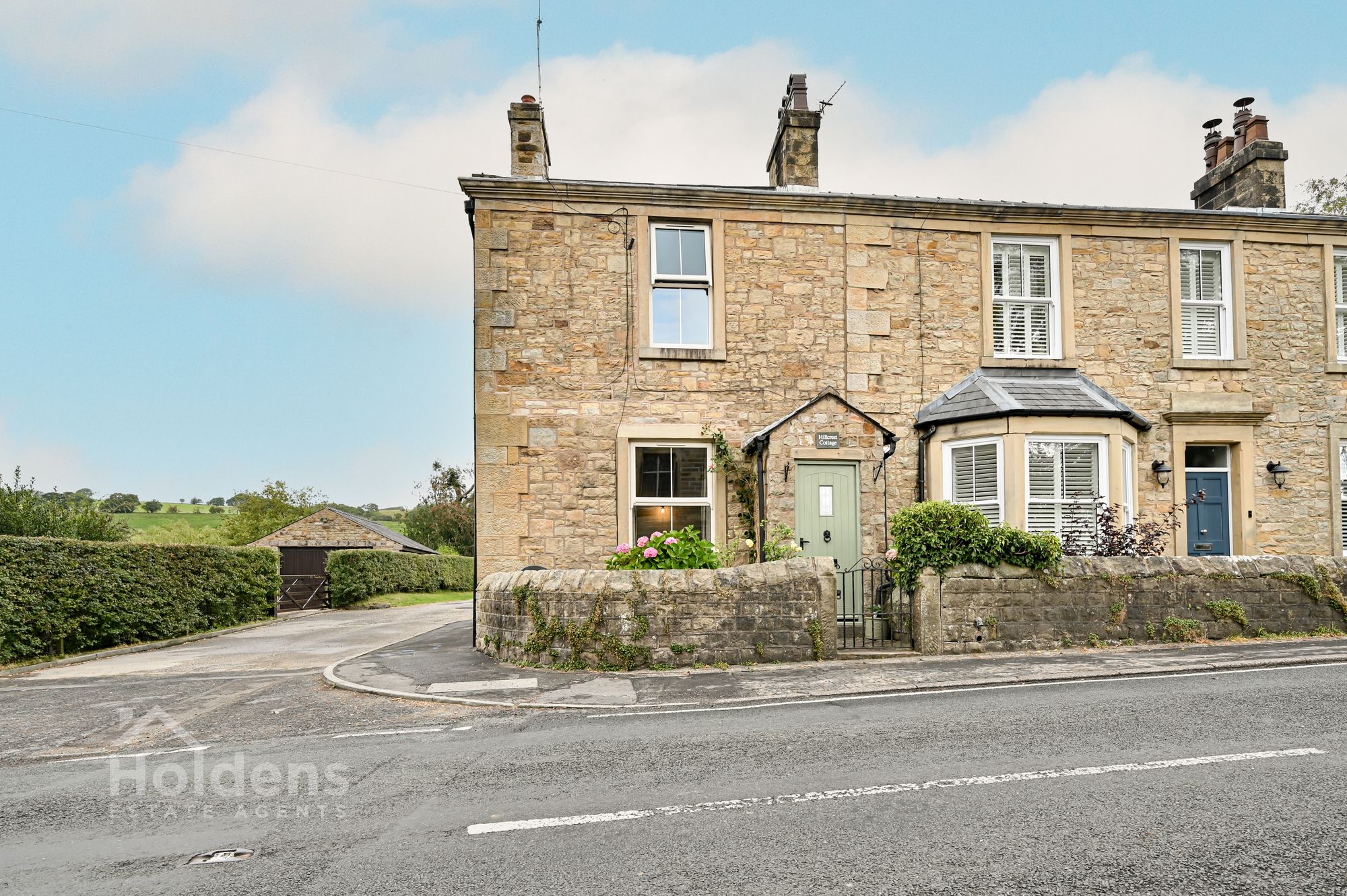 Clitheroe Road, Knowle Green, PR3