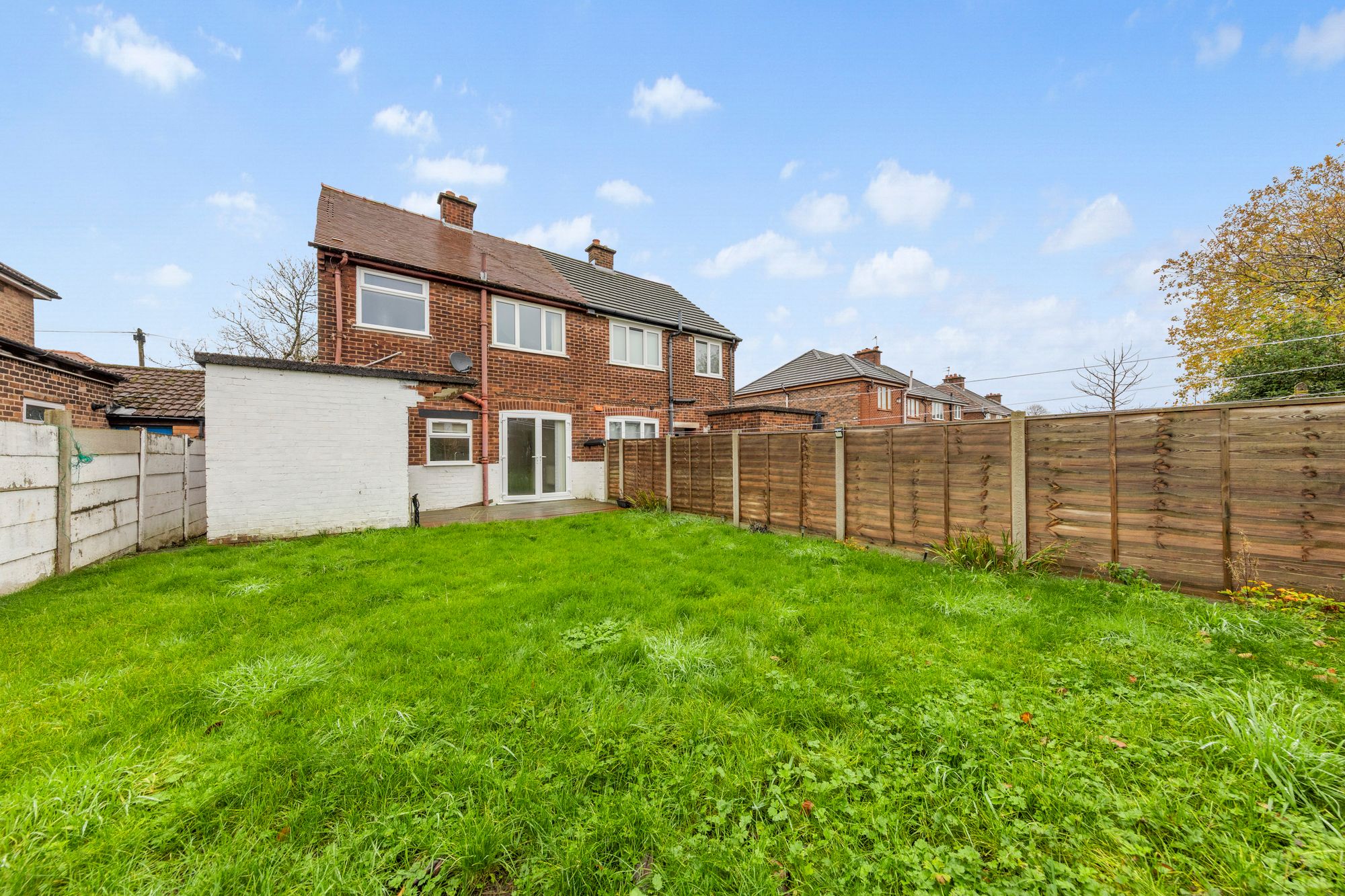 Elston Avenue, Newton-Le-Willows, WA12