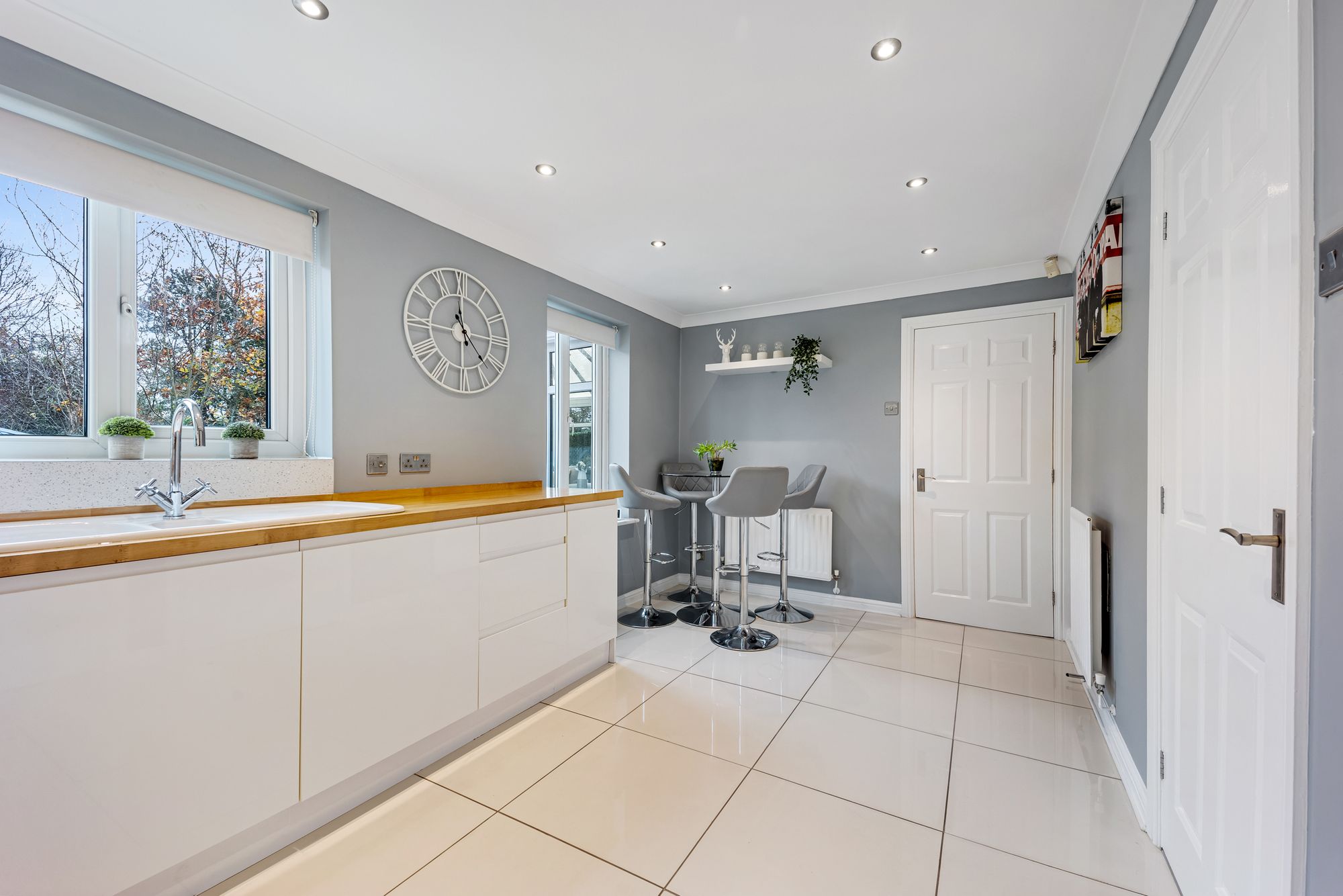 Highgate Close, Norton, WA7