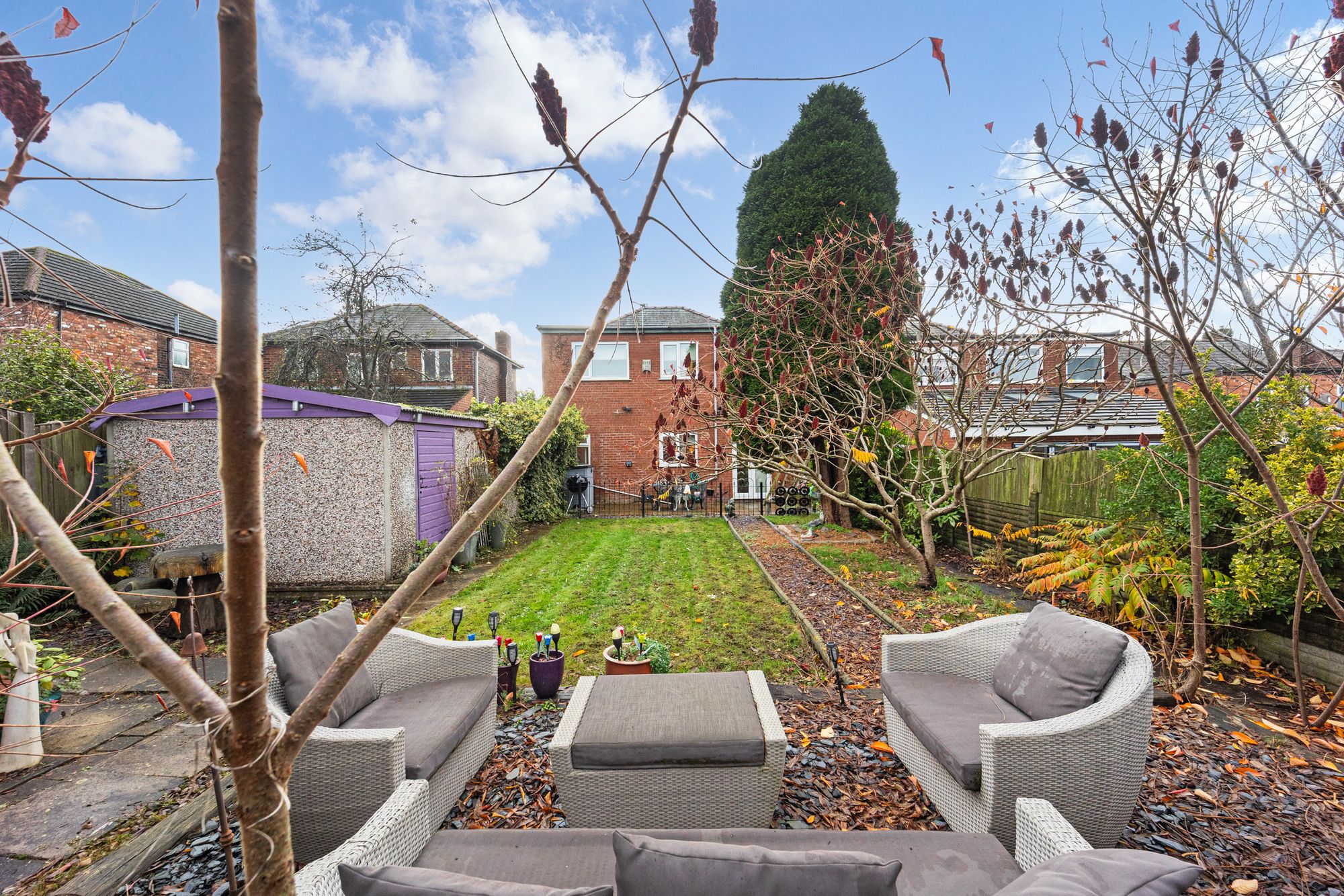 Halton Brow, Halton, WA7