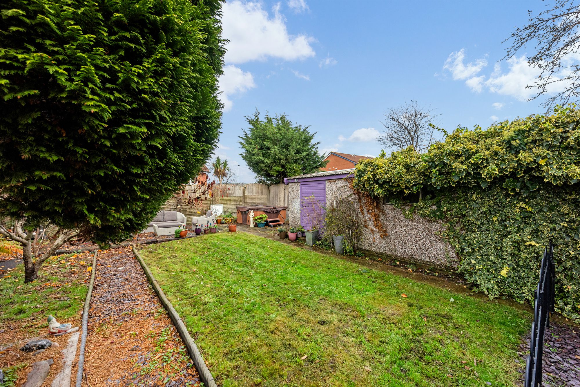 Halton Brow, Halton, WA7