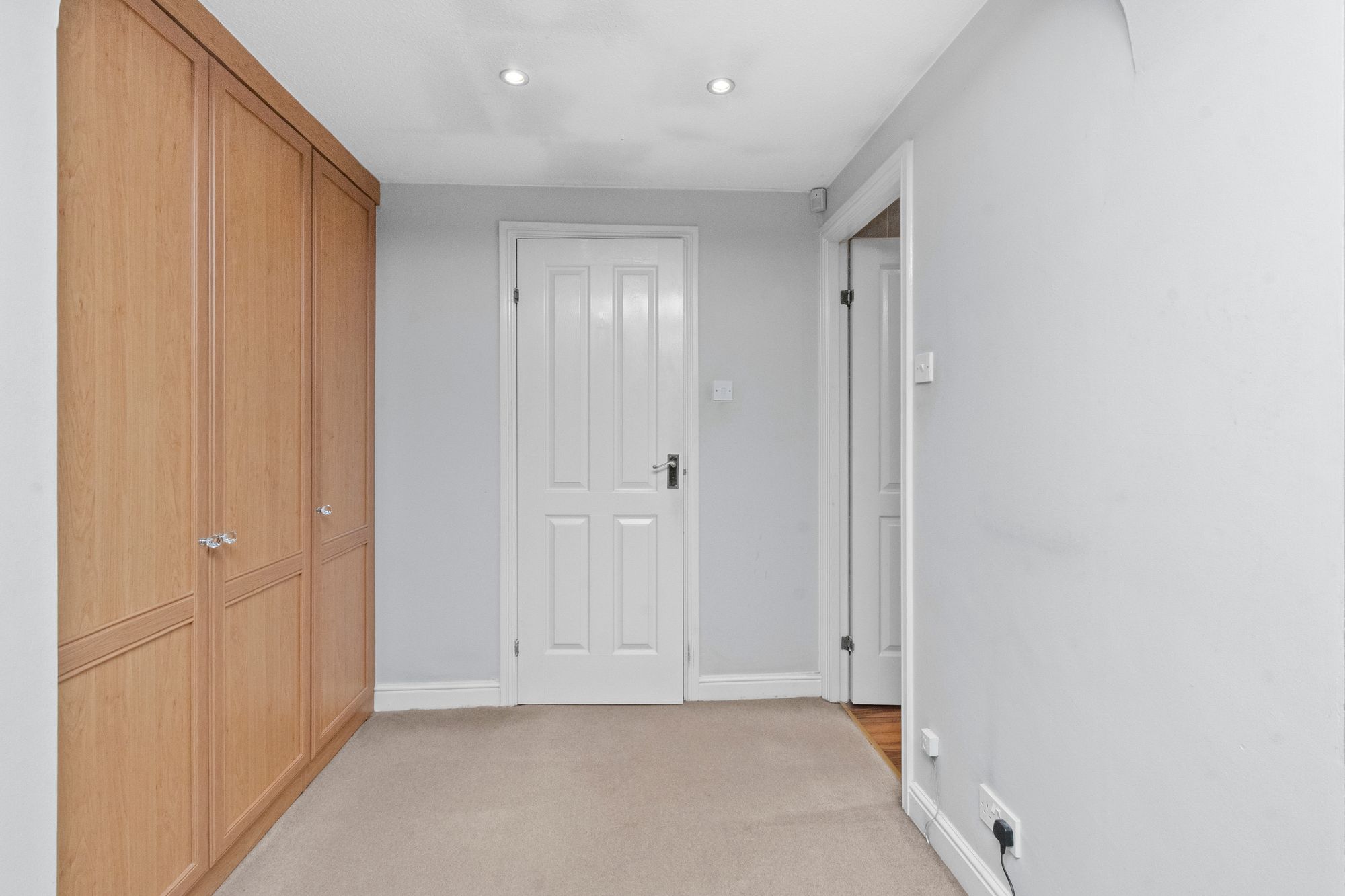 Deacons Close, Croft, WA3