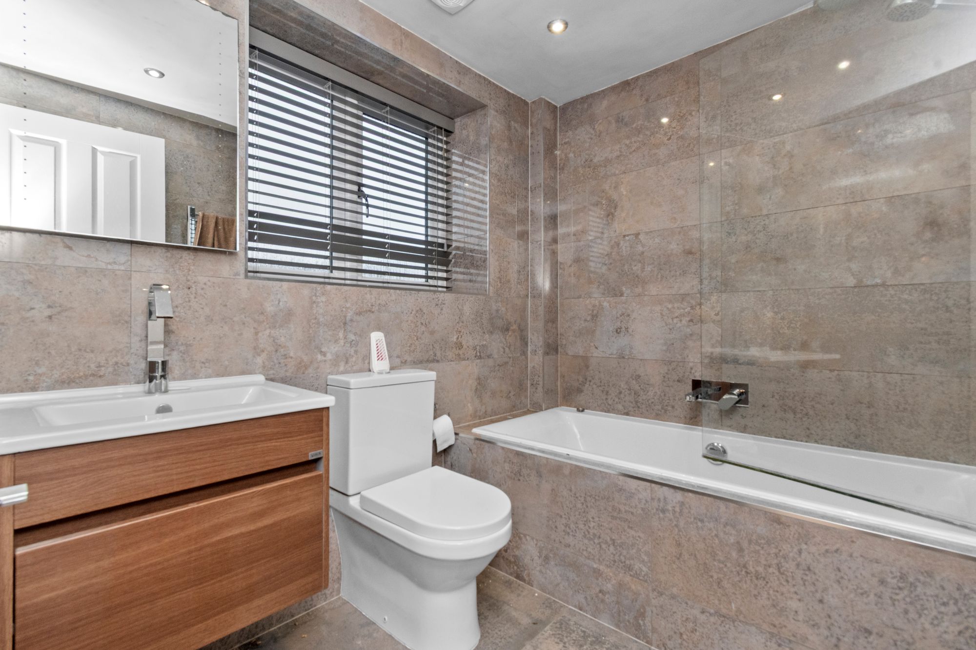 Deacons Close, Croft, WA3