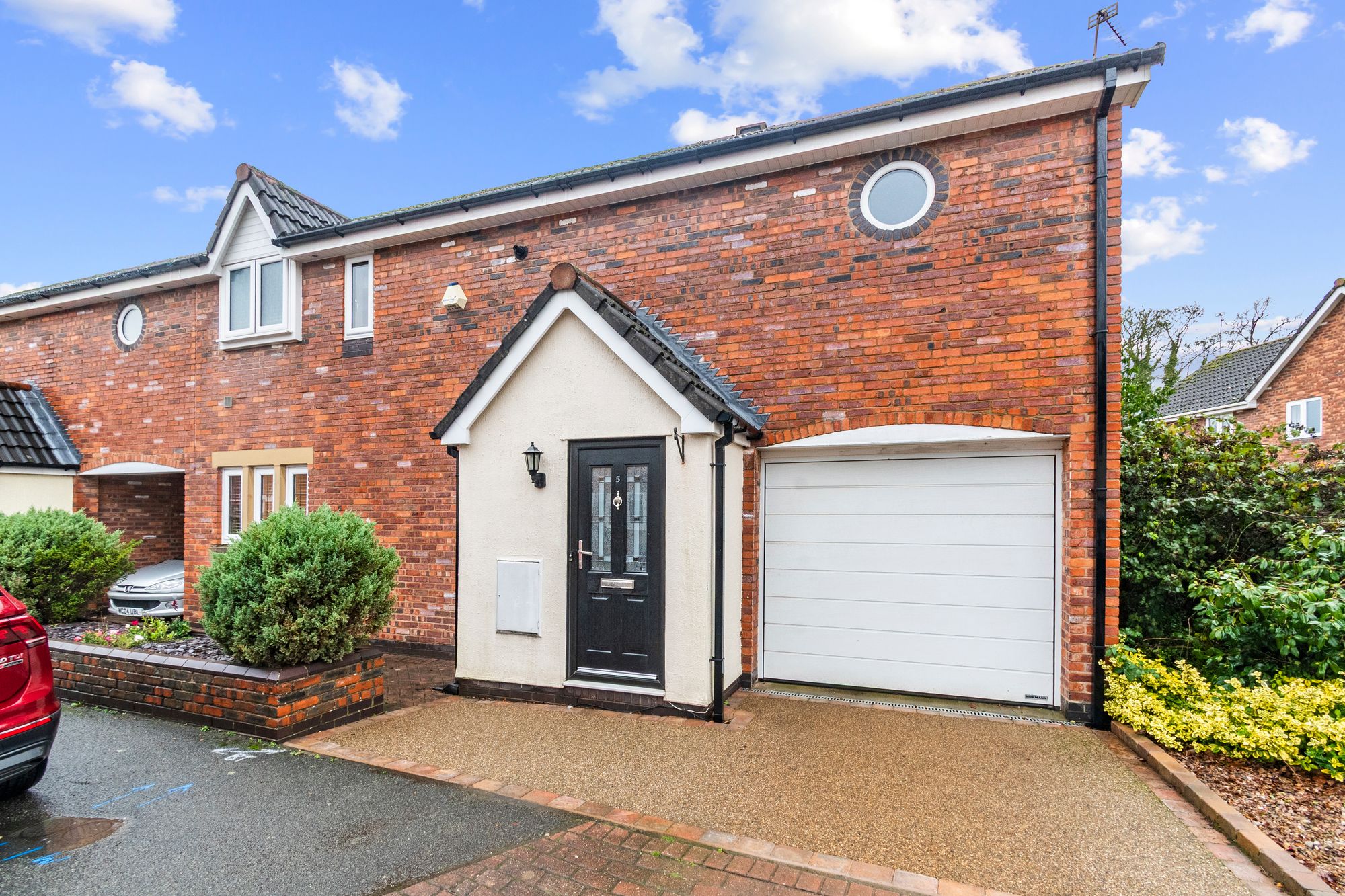 Deacons Close, Croft, WA3