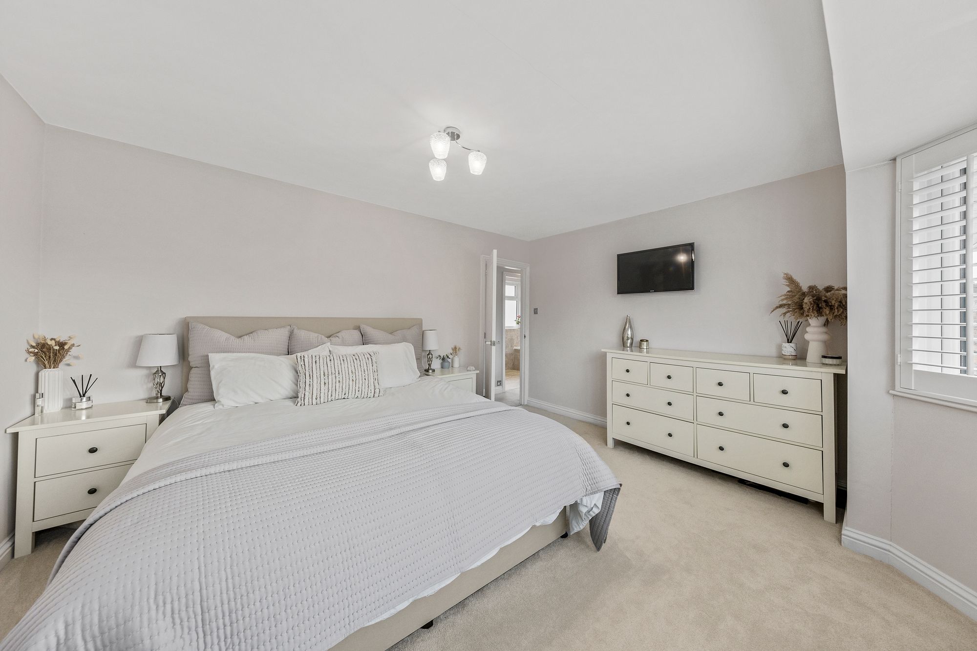 Cinnamon Lane, Warrington