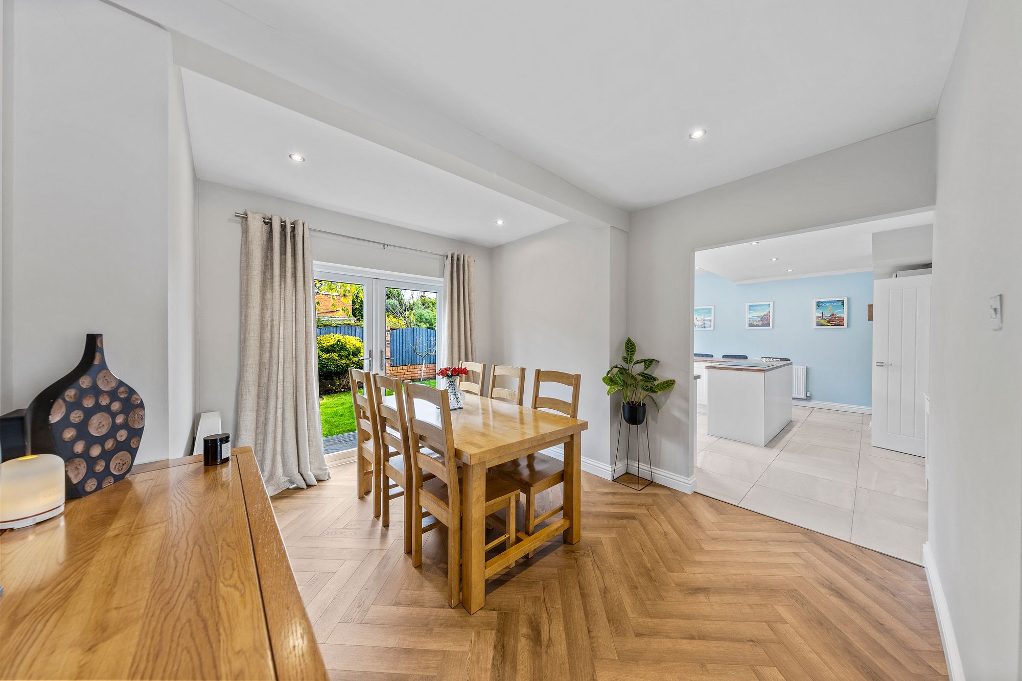 Cinnamon Lane, Warrington