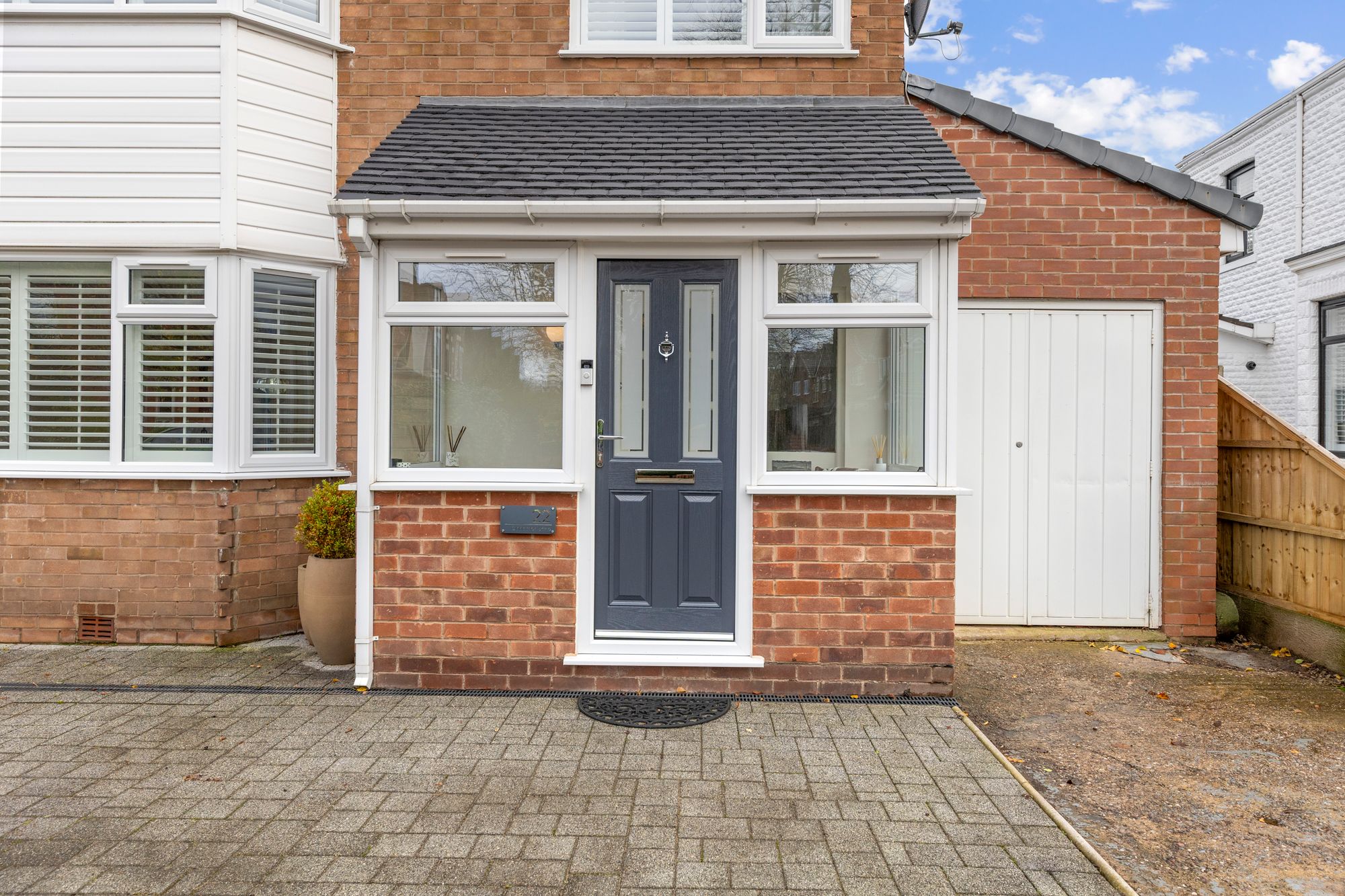 Cinnamon Lane, Warrington