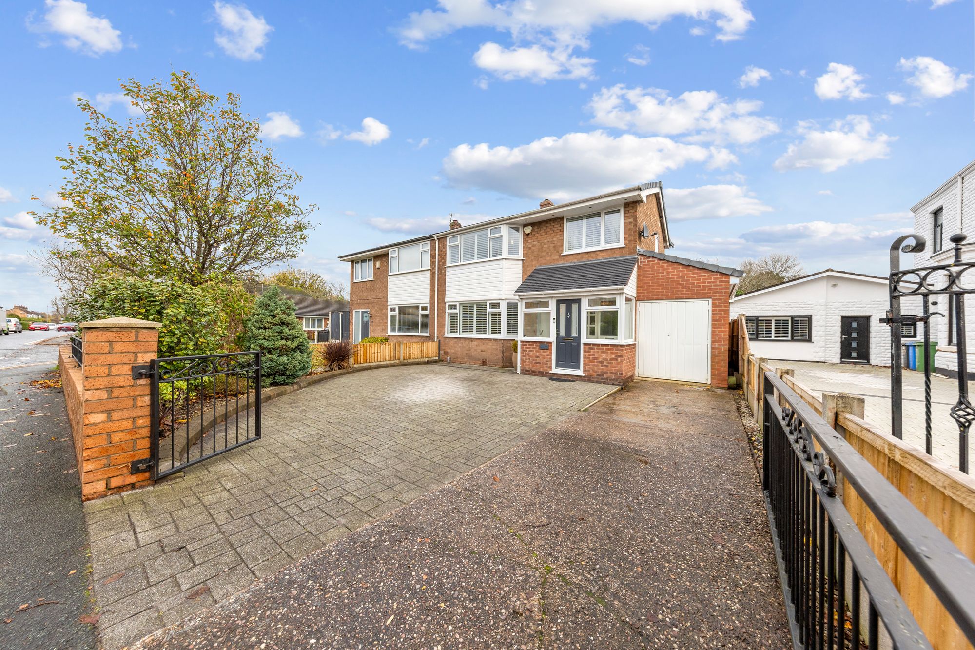 Cinnamon Lane, Warrington