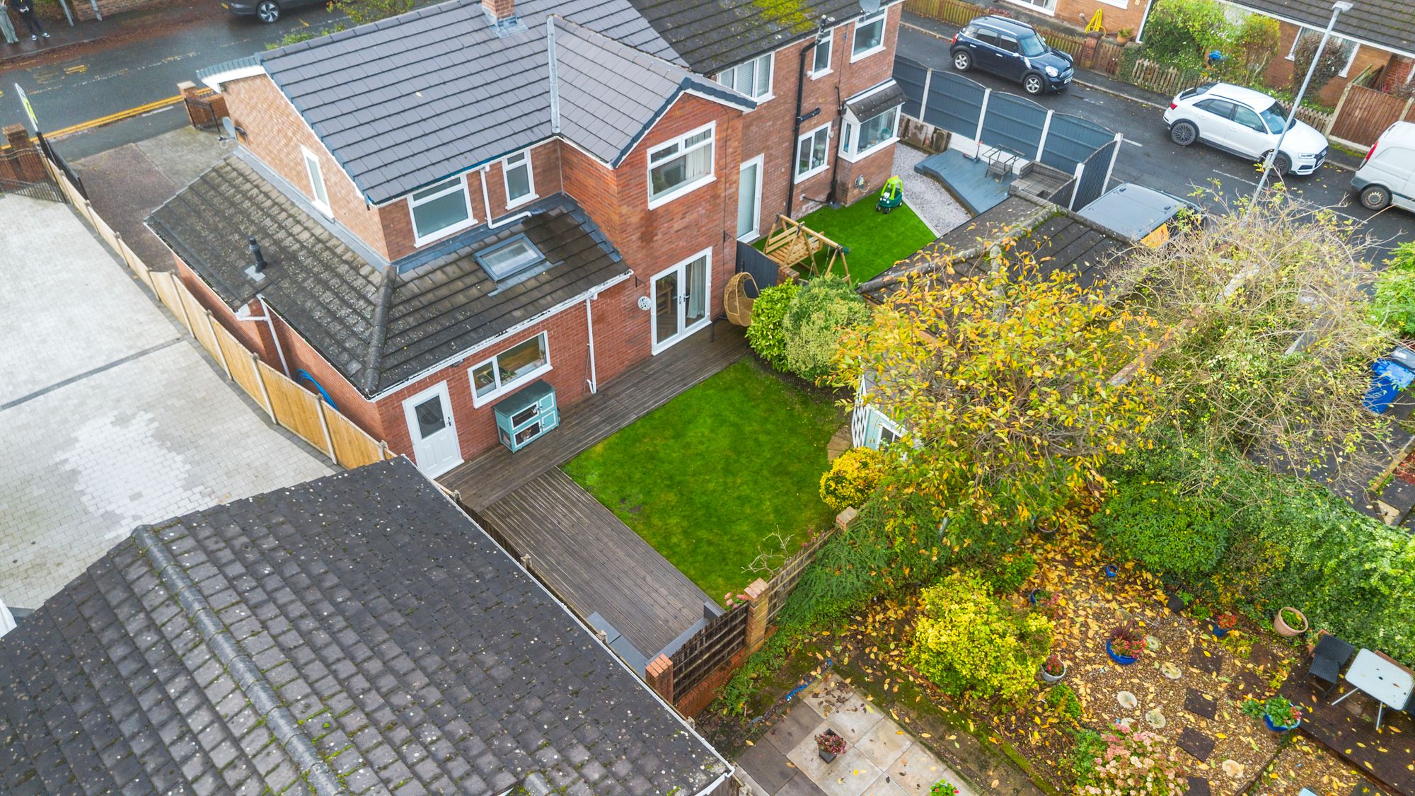 Cinnamon Lane, Warrington