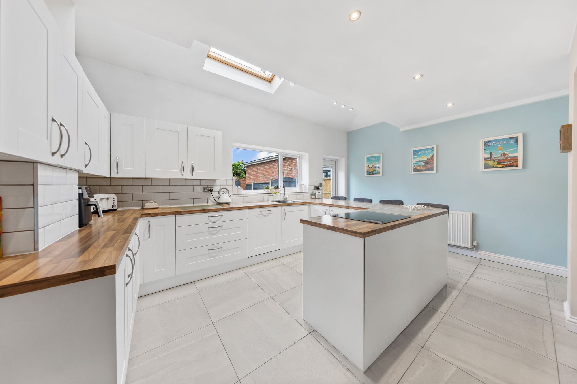 Cinnamon Lane, Warrington