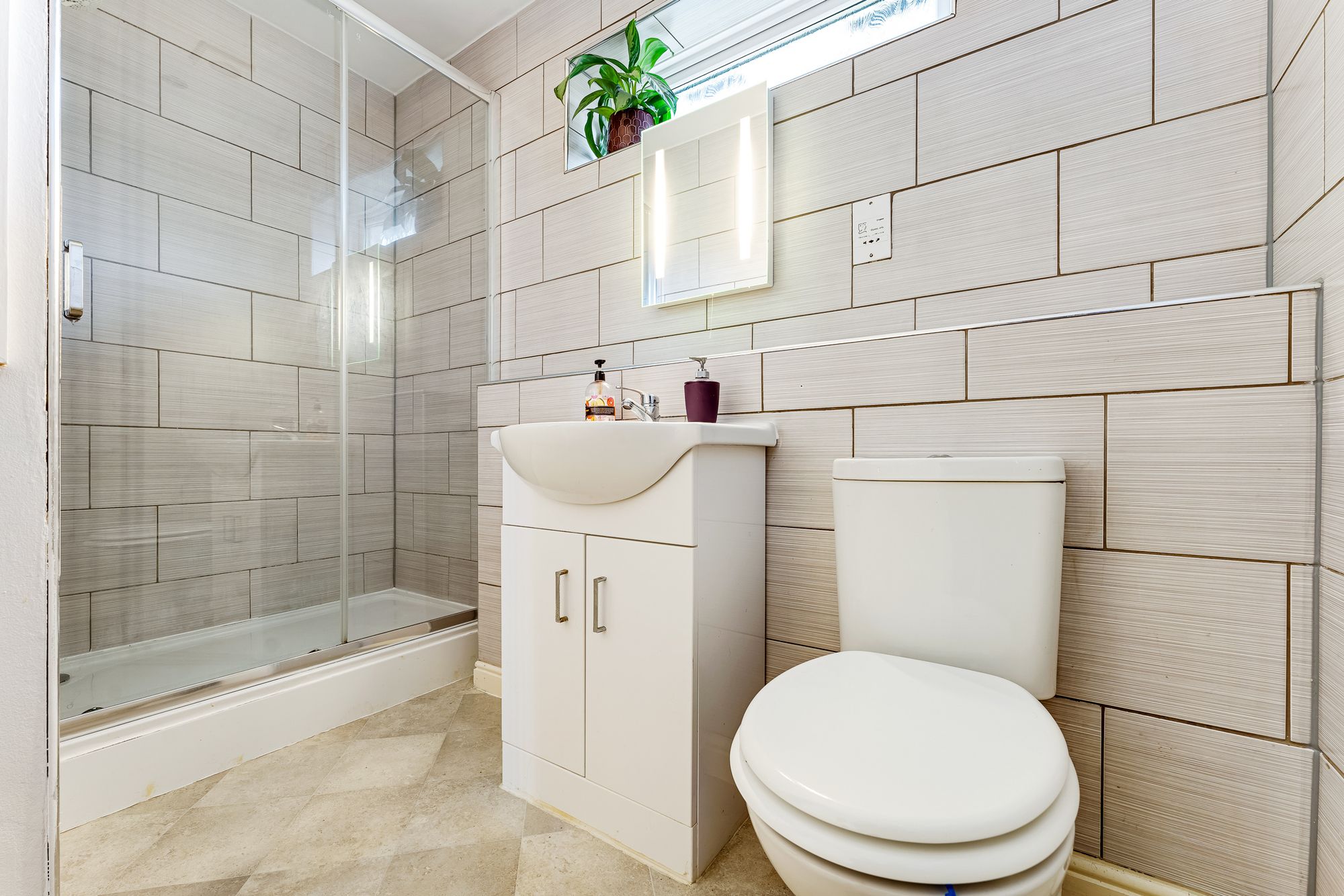 Dorchester Park, Runcorn, WA7