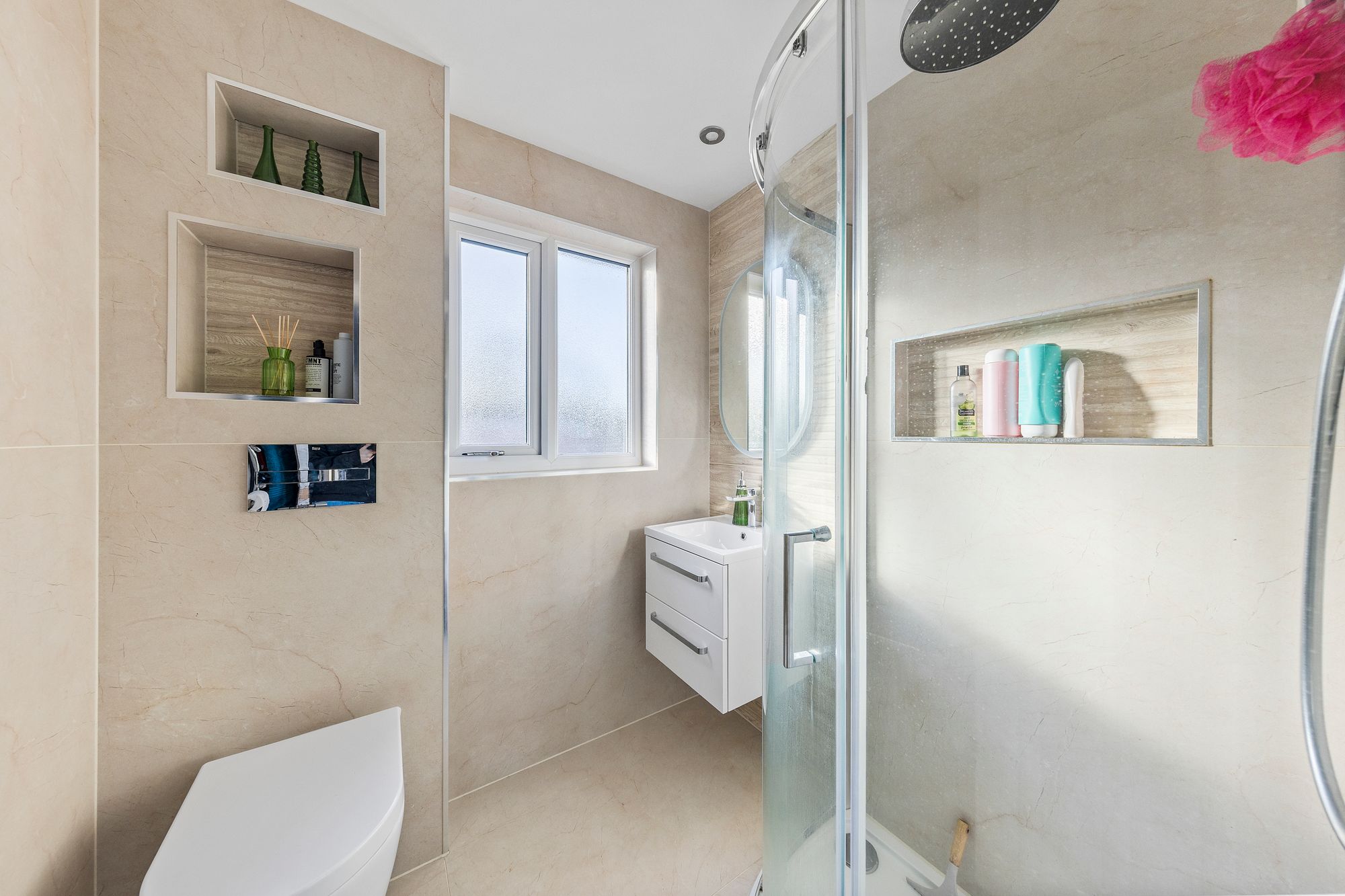 Langland Close, Callands, WA5