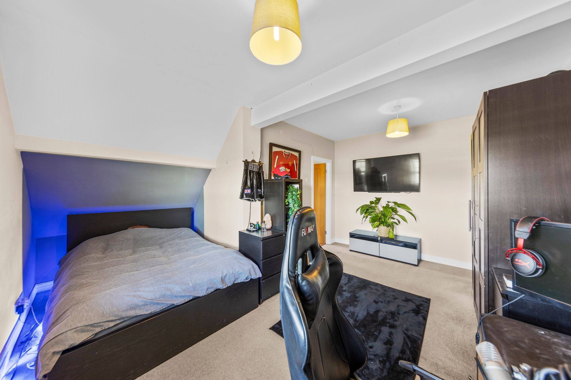 Park Road, Golborne, WA3