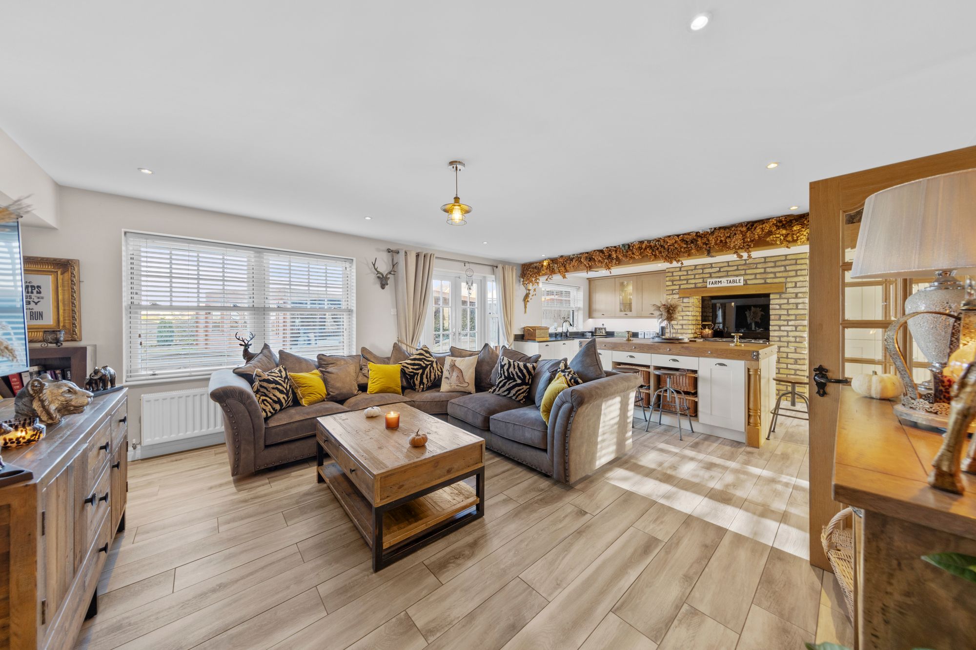 Park Road, Golborne, WA3