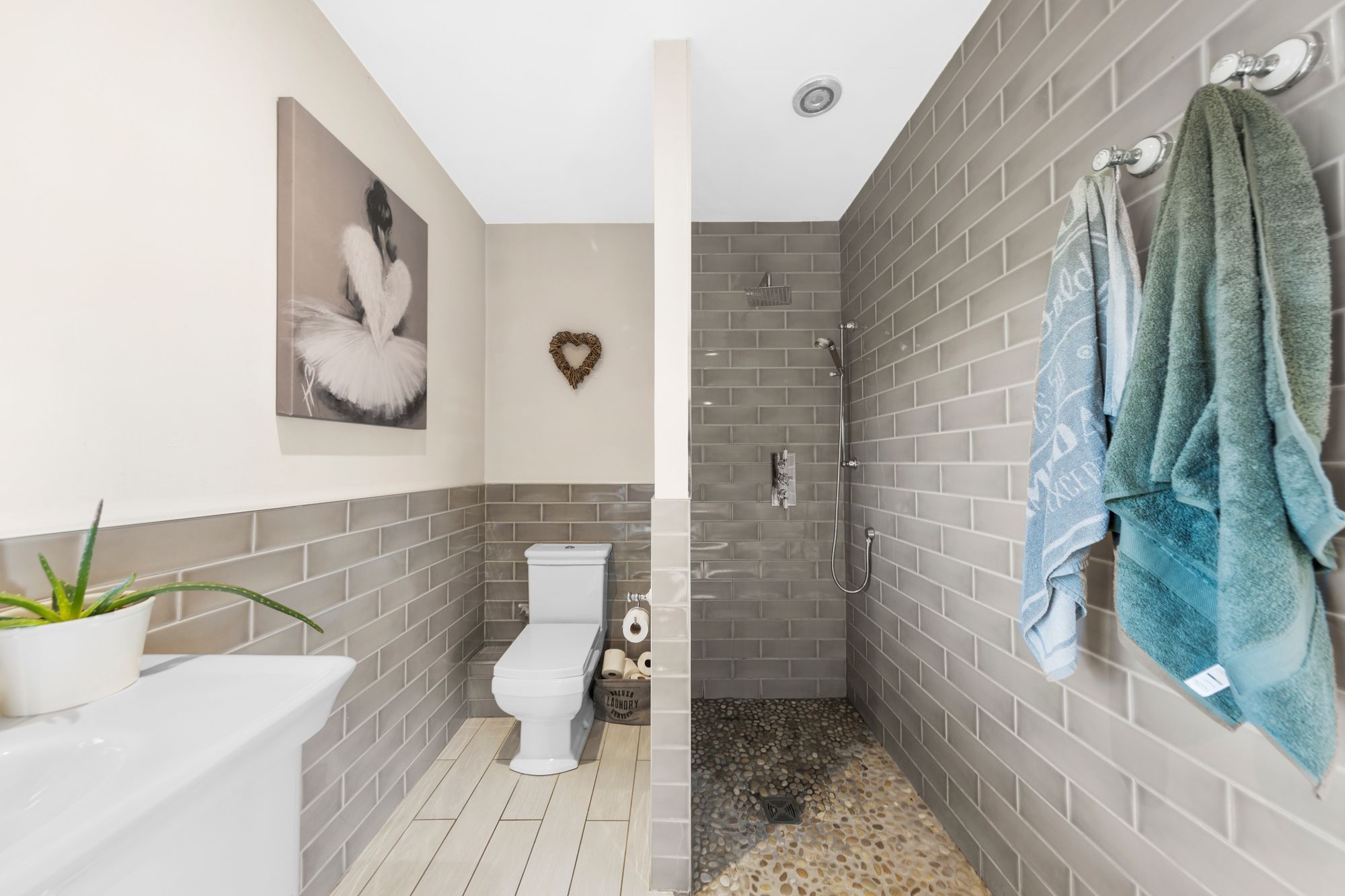 Park Road, Golborne, WA3