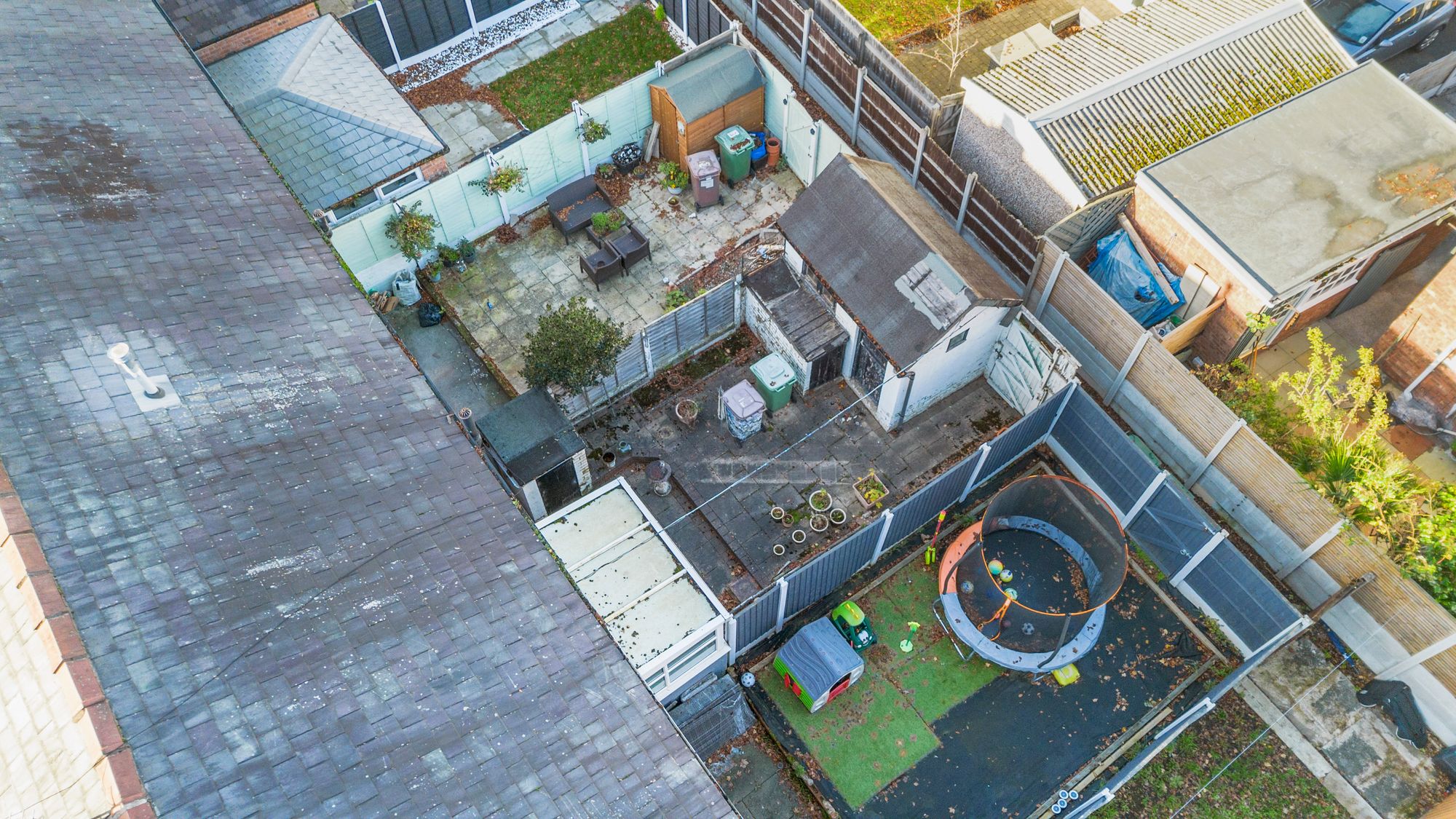 Whitefield Avenue, Newton-Le-Willows