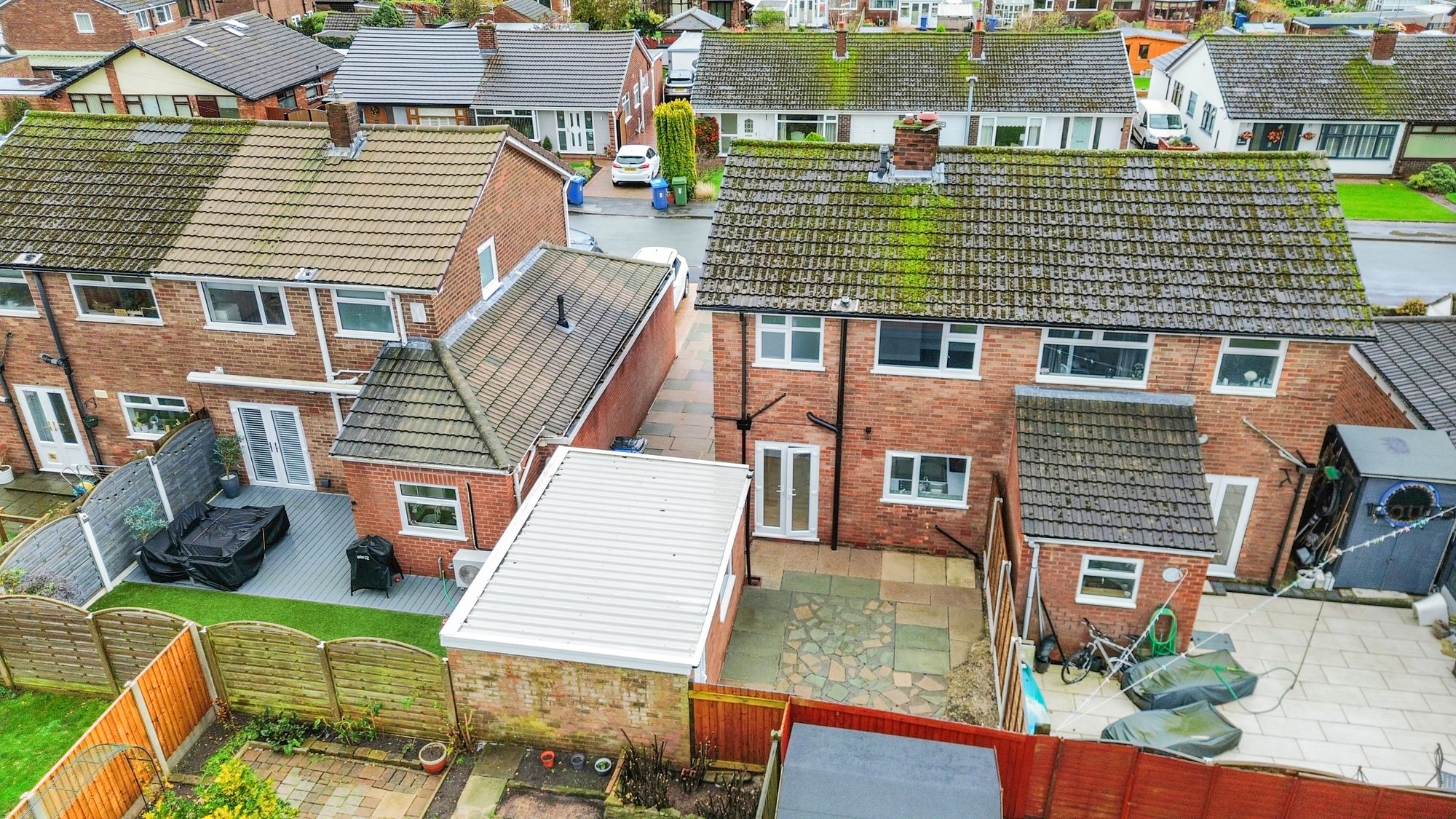 Chapel Cross Road, Fearnhead, WA2