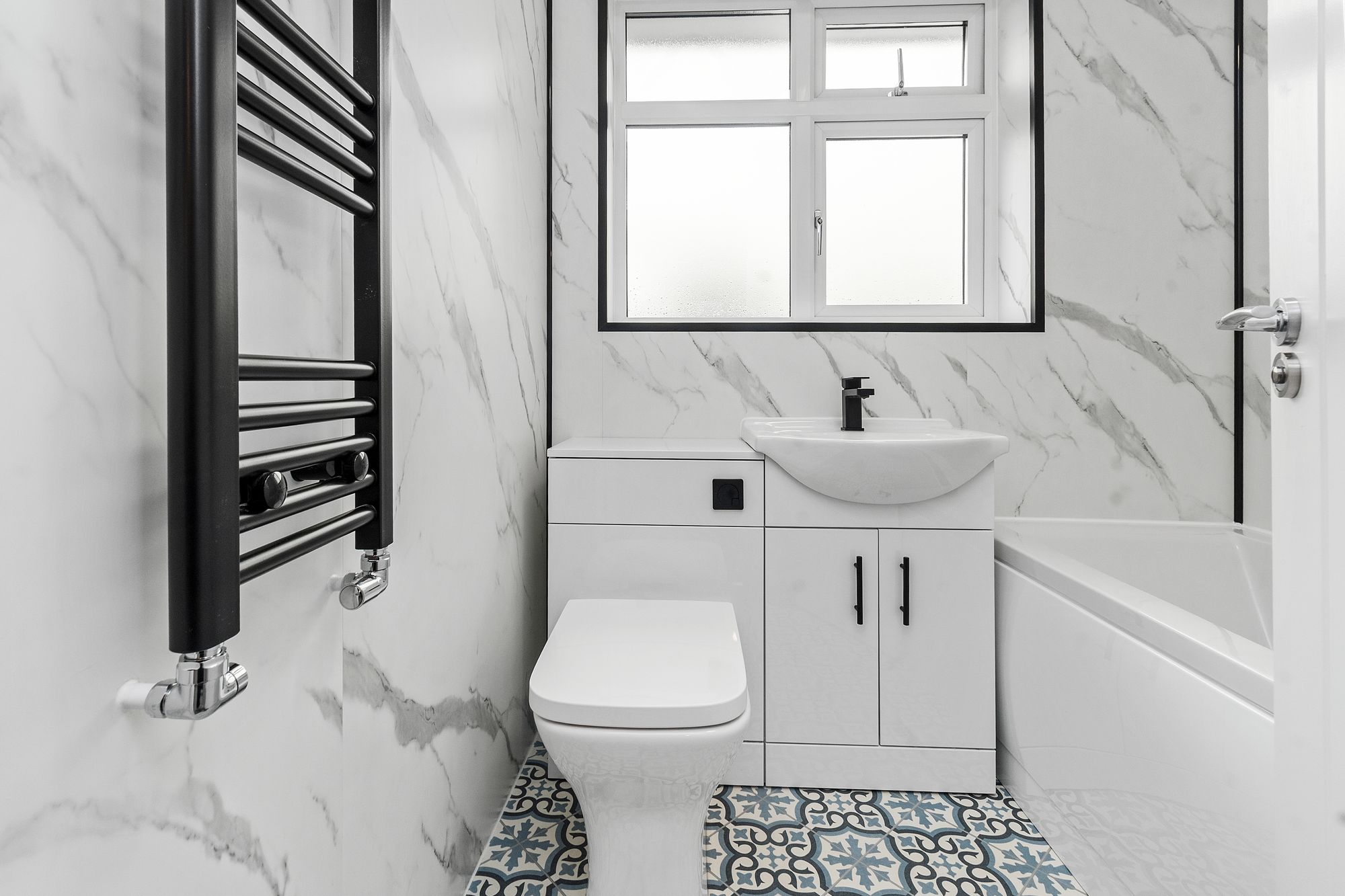 Chapel Cross Road, Fearnhead, WA2