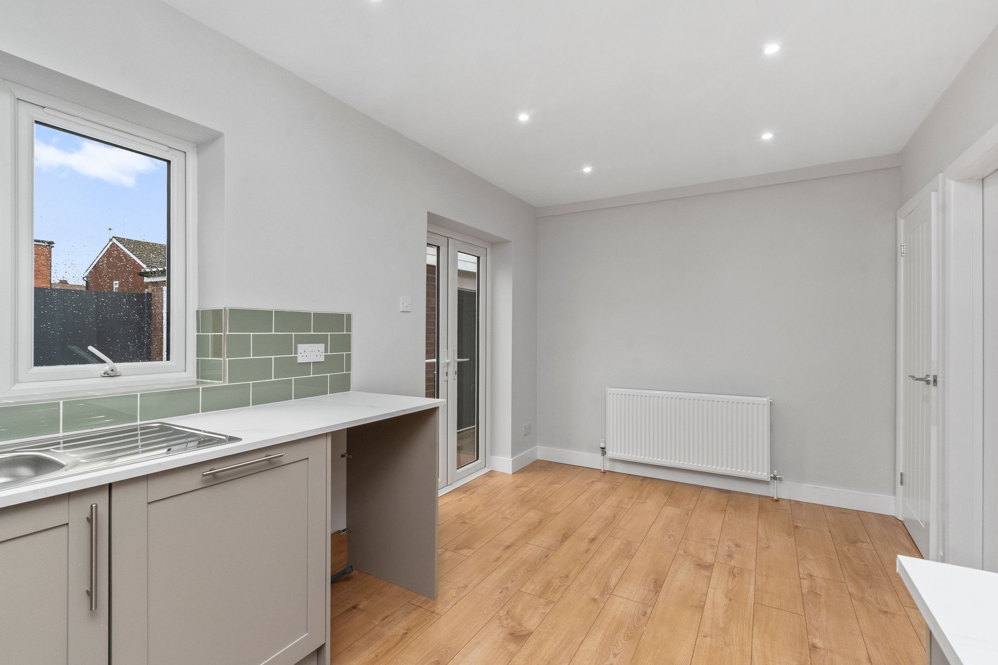 Chapel Cross Road, Fearnhead, WA2