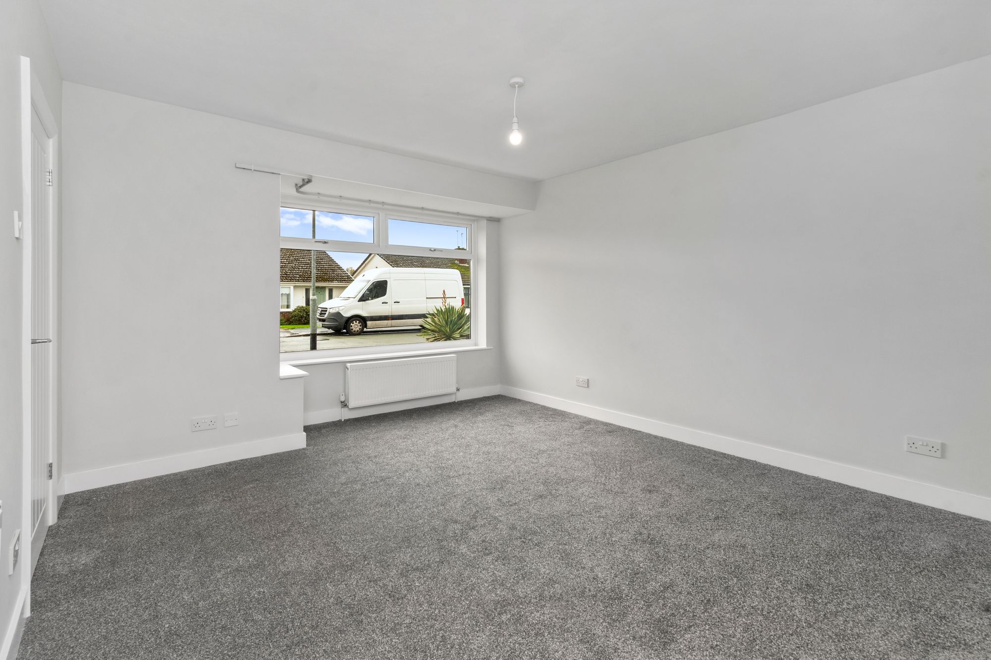 Chapel Cross Road, Fearnhead, WA2