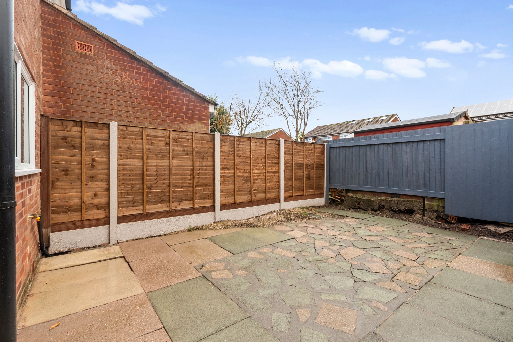 Chapel Cross Road, Fearnhead, WA2