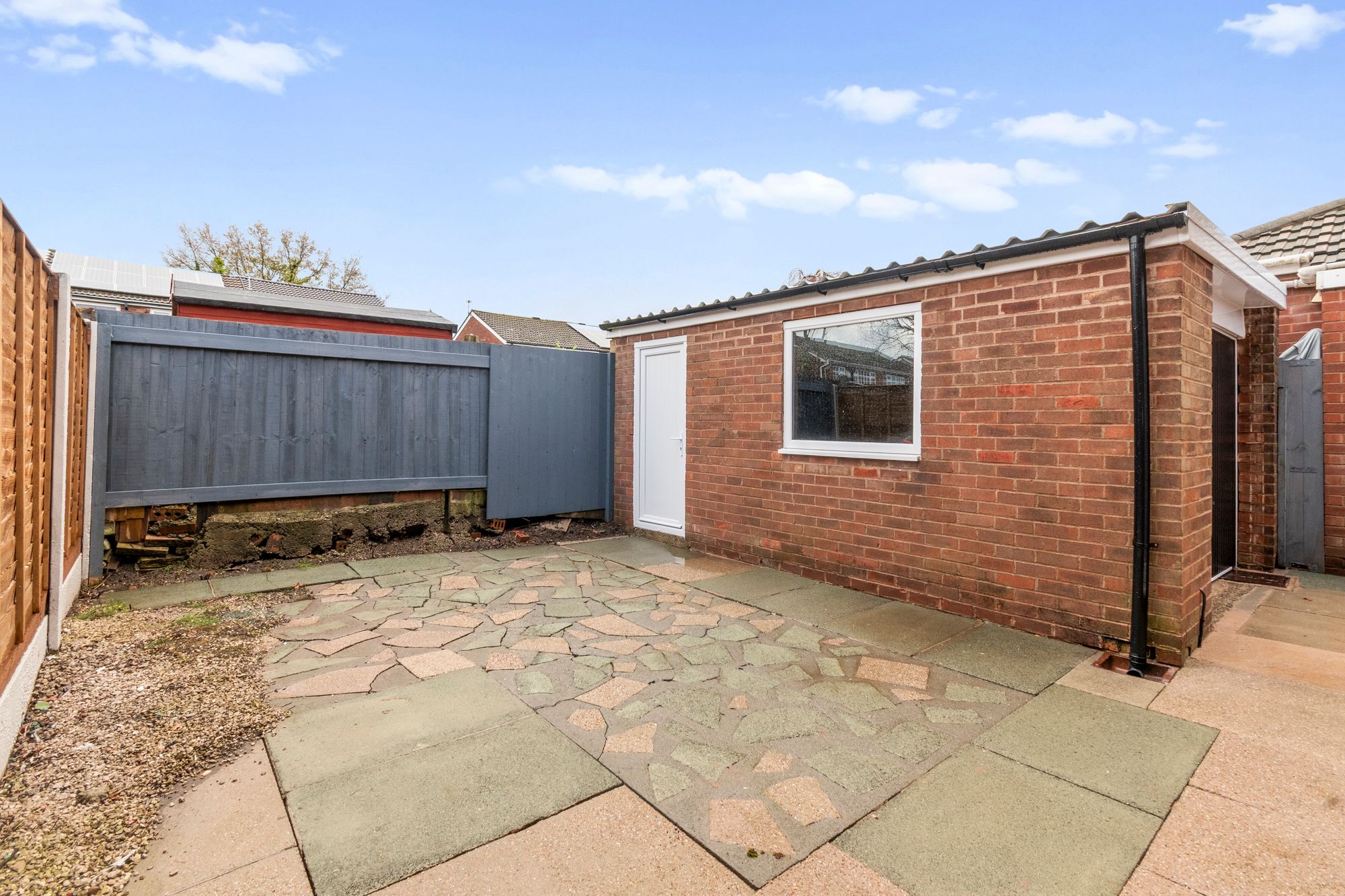 Chapel Cross Road, Fearnhead, WA2