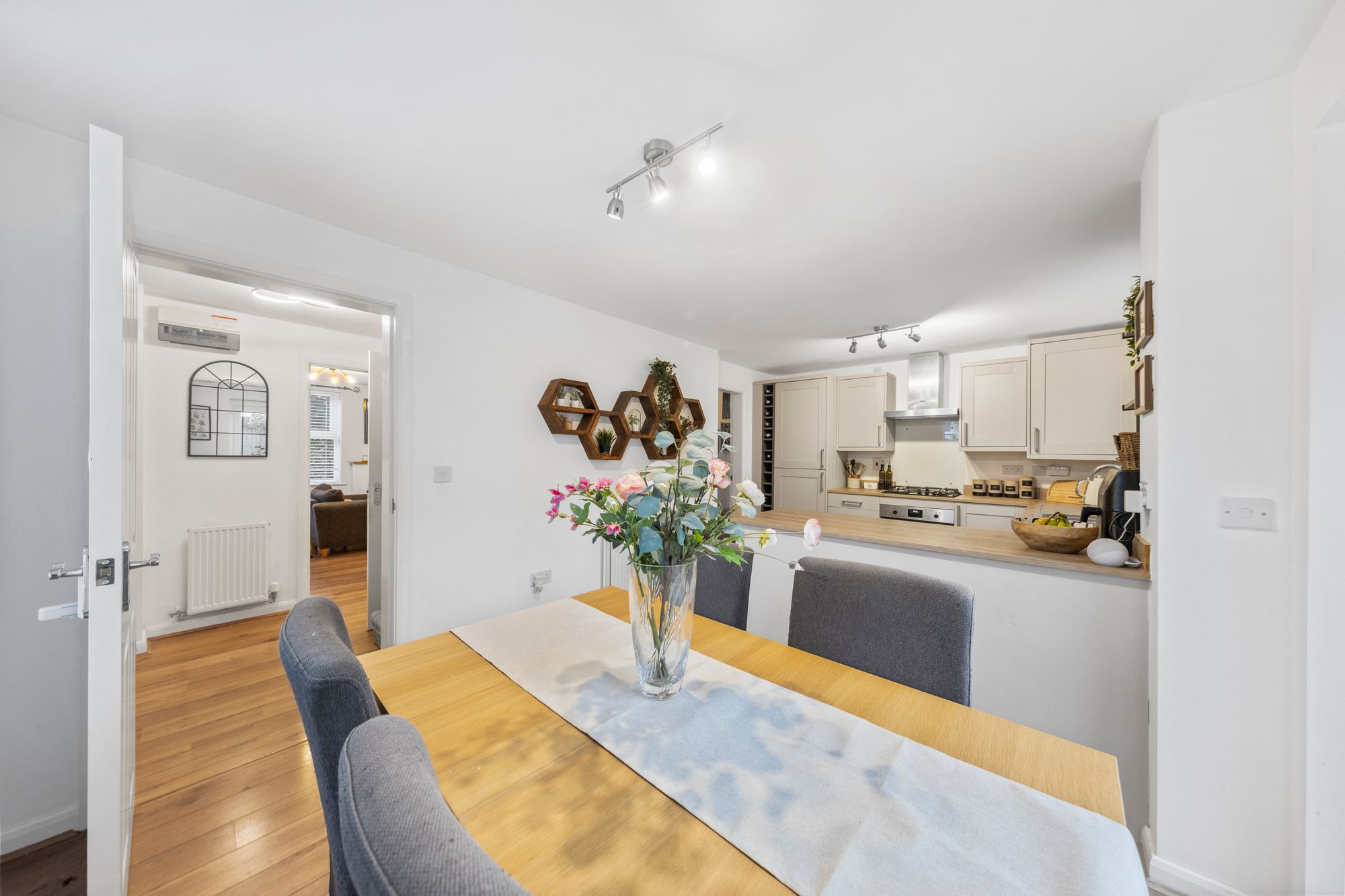 Laurel Avenue, Newton-Le-Willows