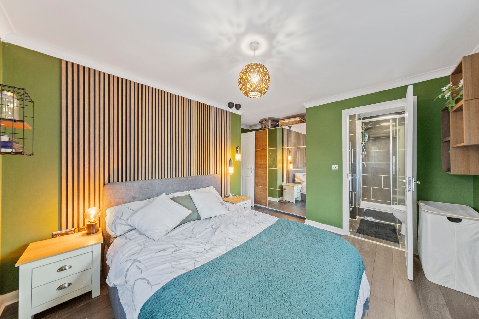 Laurel Avenue, Newton-Le-Willows