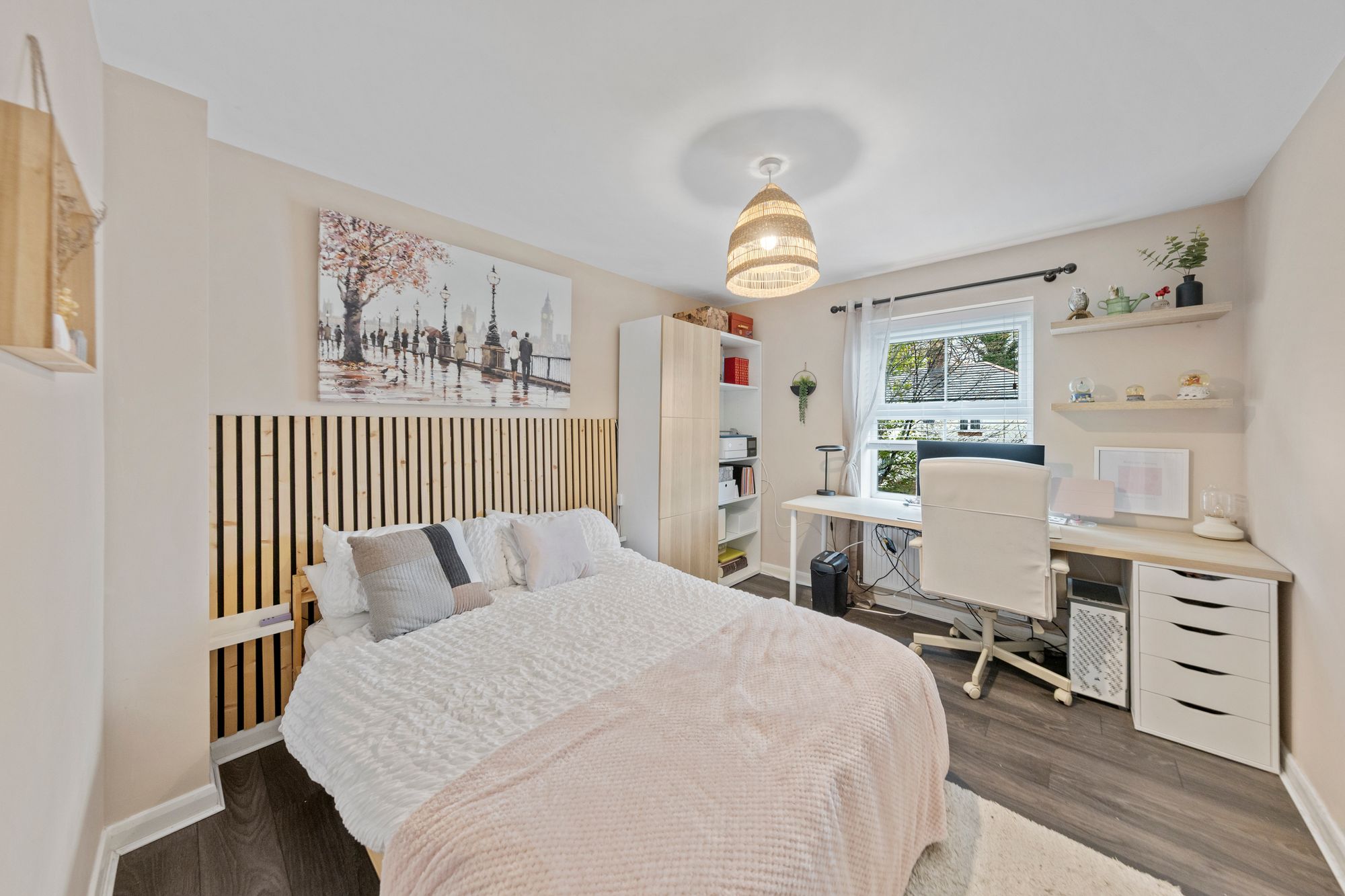 Laurel Avenue, Newton-Le-Willows