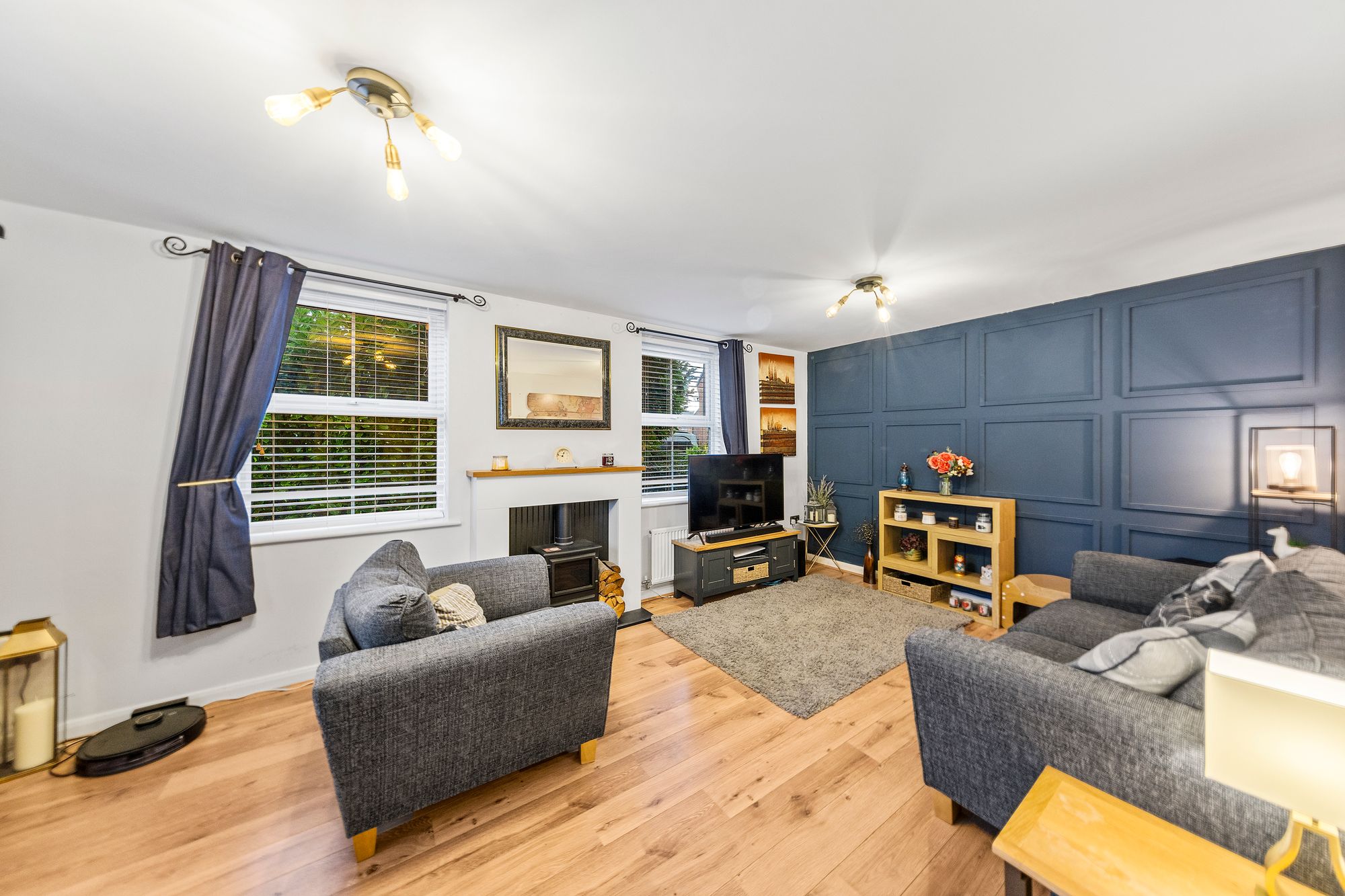 Laurel Avenue, Newton-Le-Willows