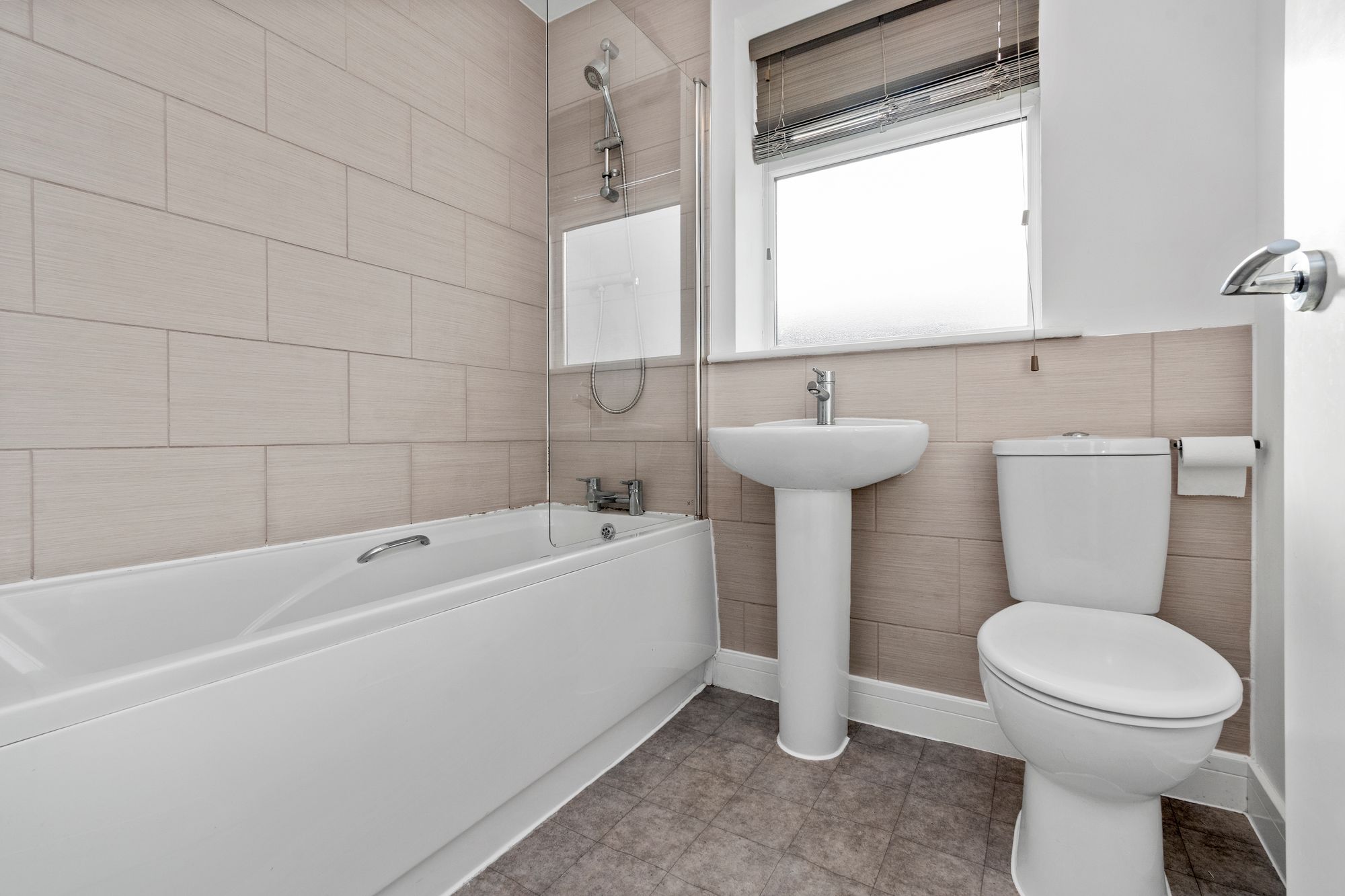 Thelwall Lane, Warrington