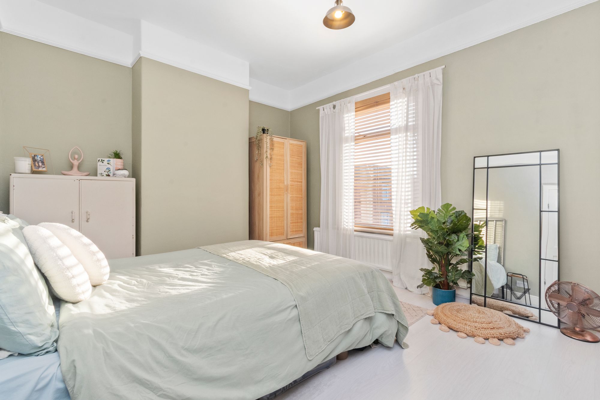 Greenfield Road, Dentons Green, WA10