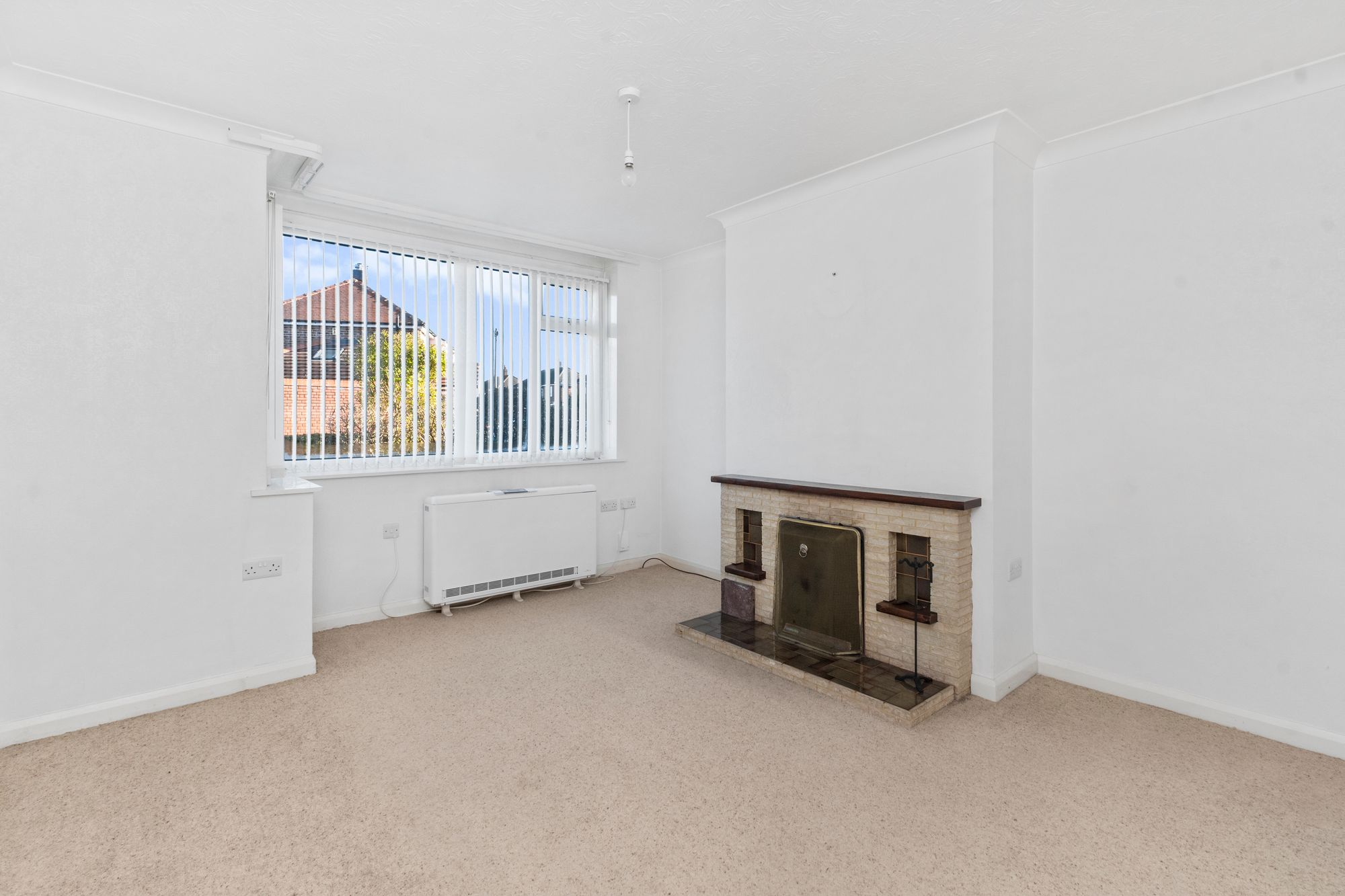 Barnes Avenue, Fearnhead, WA2