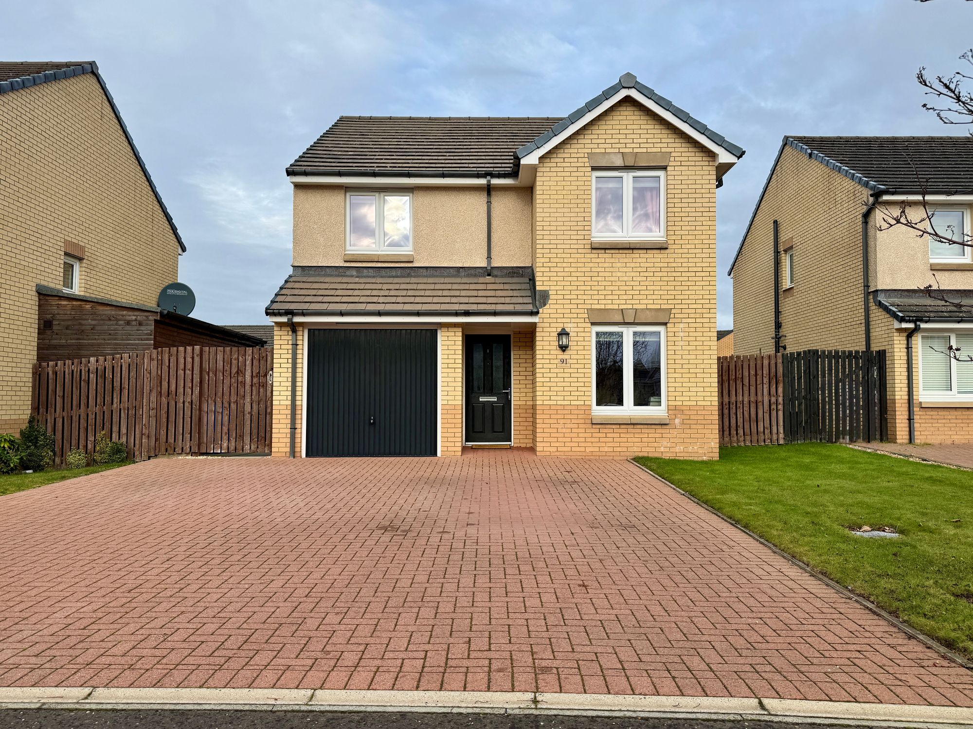 91 Red Deer Road, Cambuslang