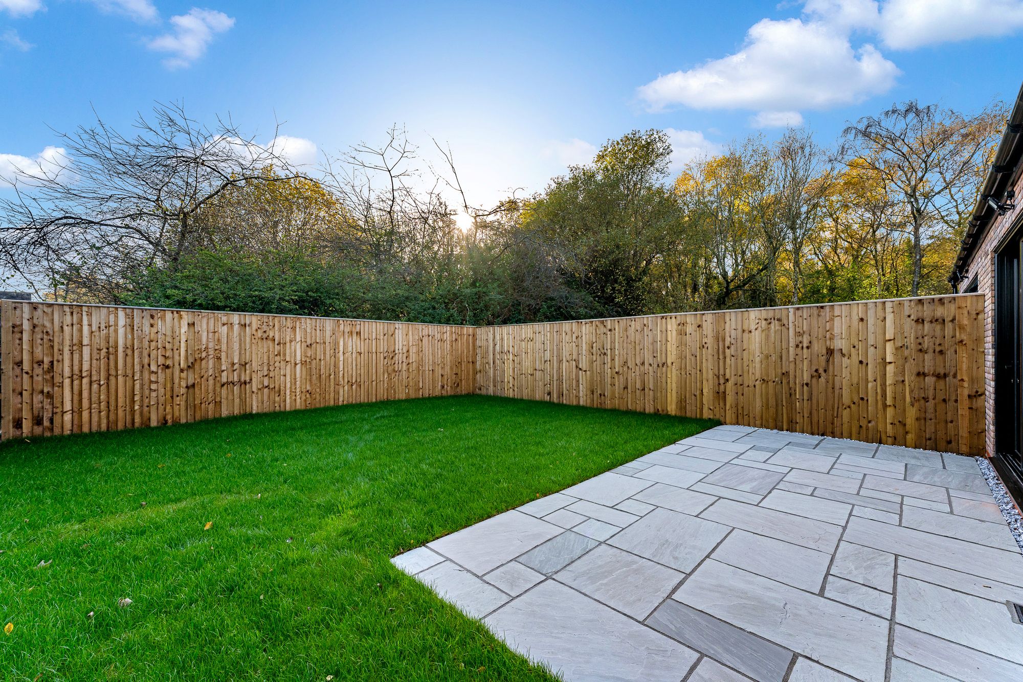 The Dales, Okell Drive, L26