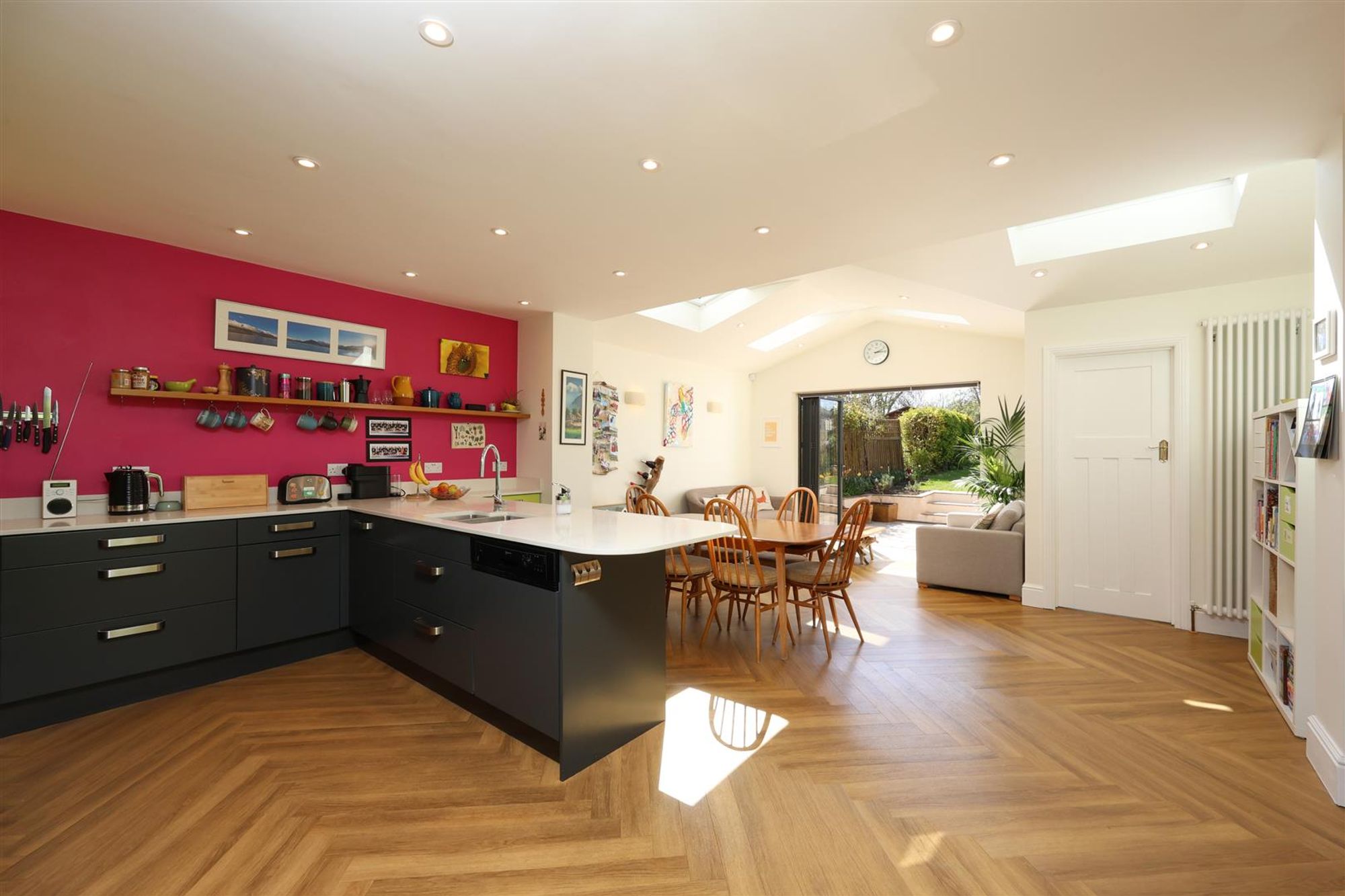 Longmead Avenue, Bristol, BS7