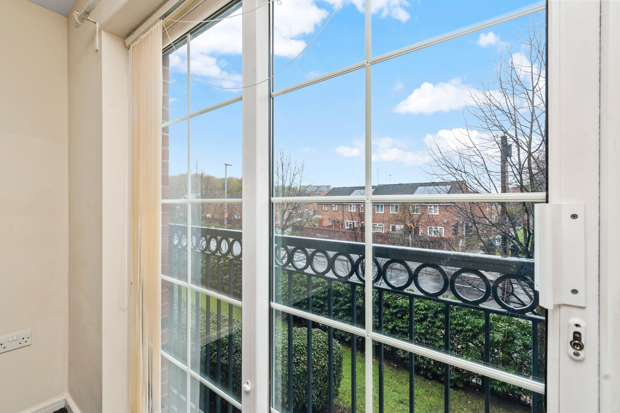 Greenings Court, Warrington